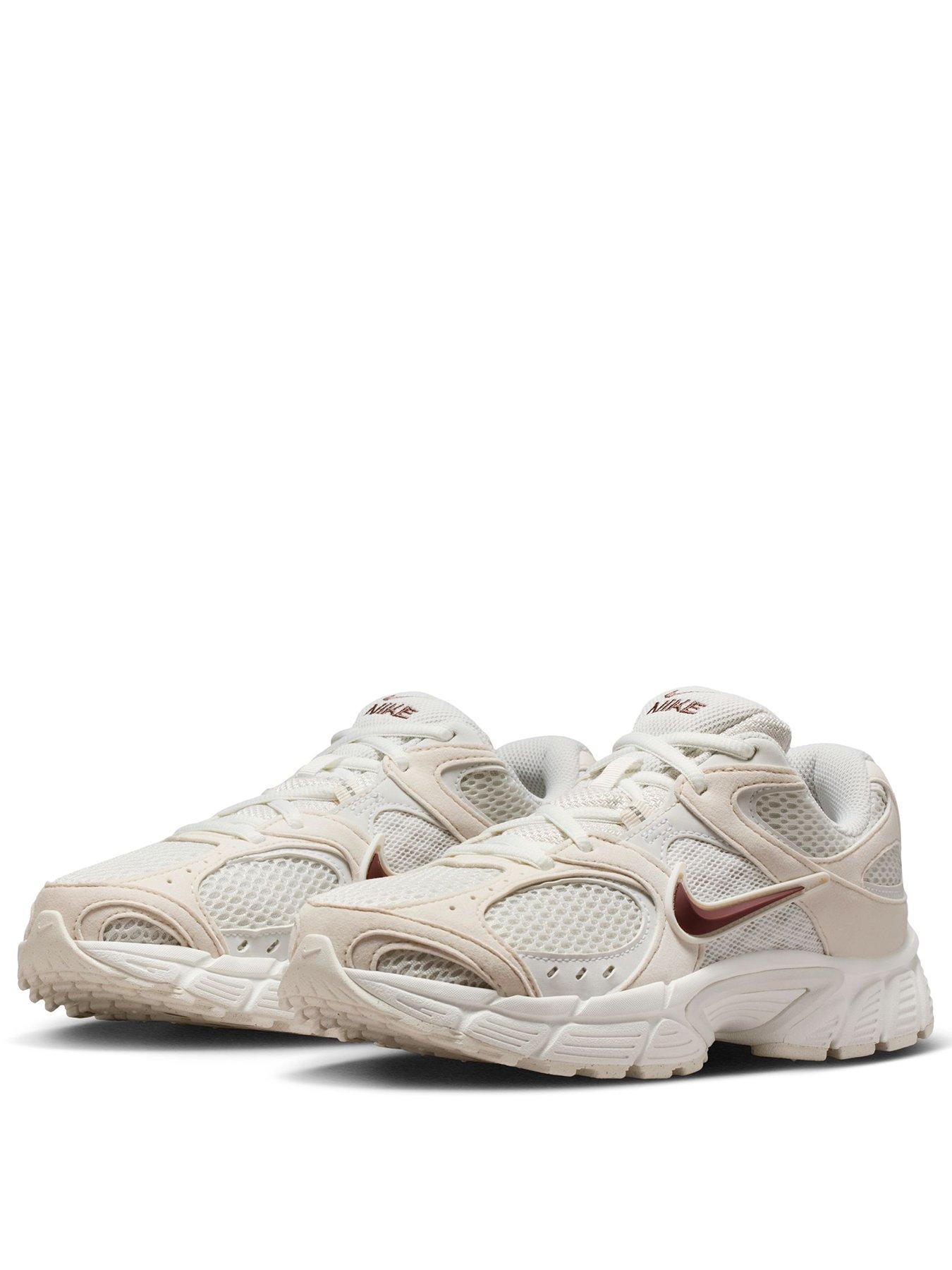Image 2 of 7 of Nike Women's V5 RNR Trainers - Beige