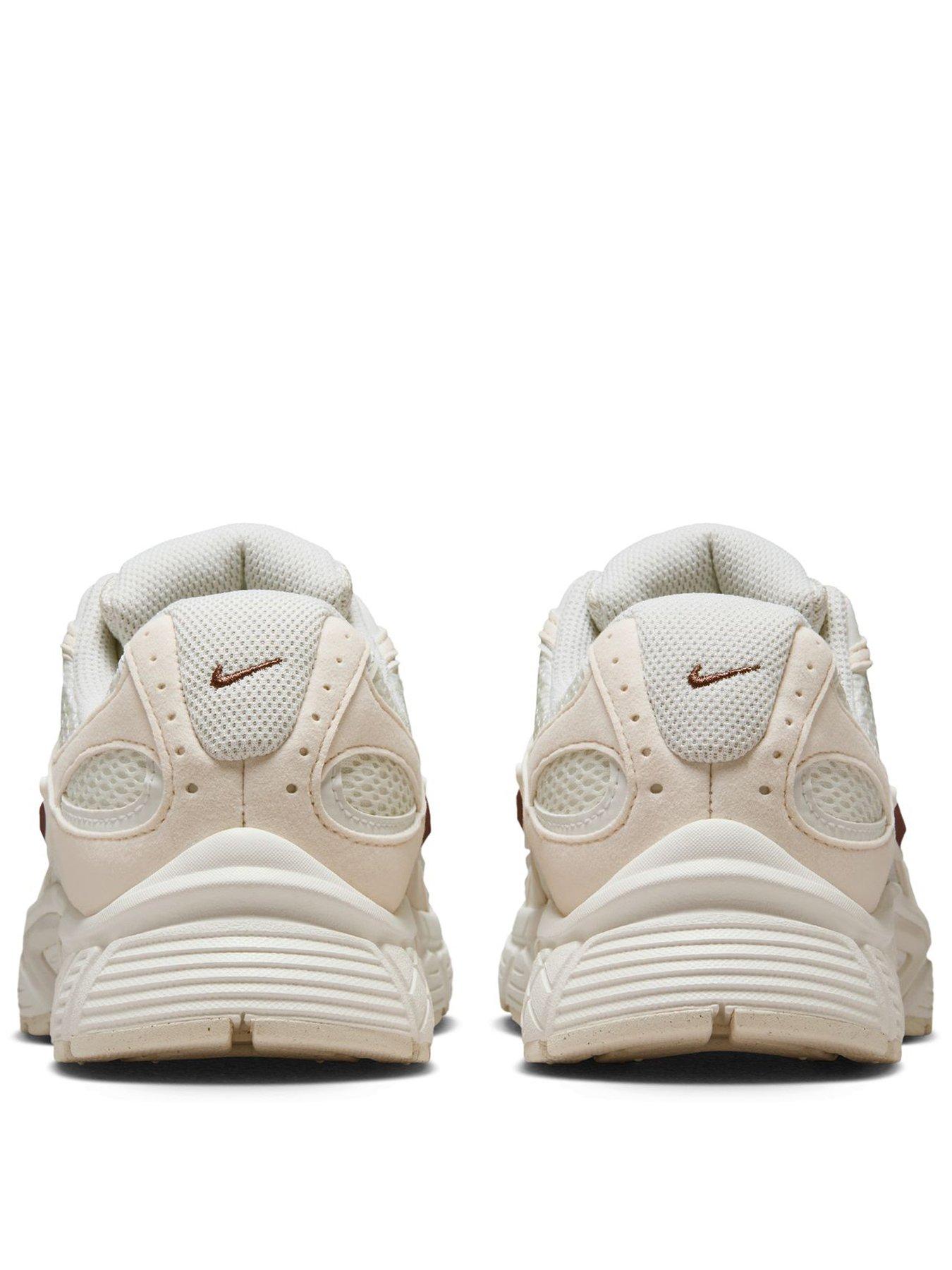 Image 3 of 7 of Nike Women's V5 RNR Trainers - Beige