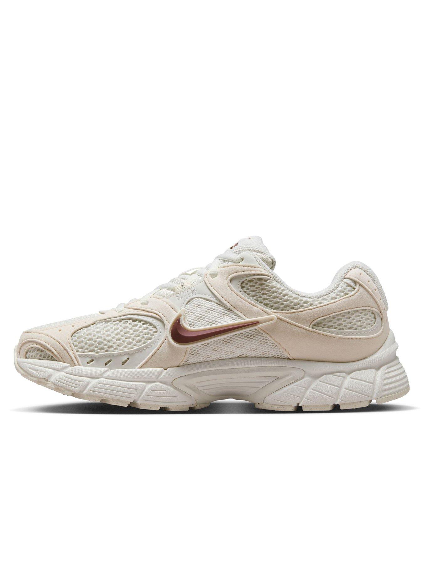 Image 7 of 7 of Nike Women's V5 RNR Trainers - Beige