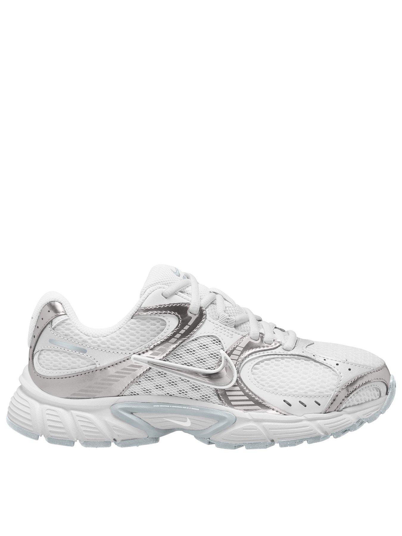 Image 1 of 4 of Nike Womens V5 RNR Trainers - White