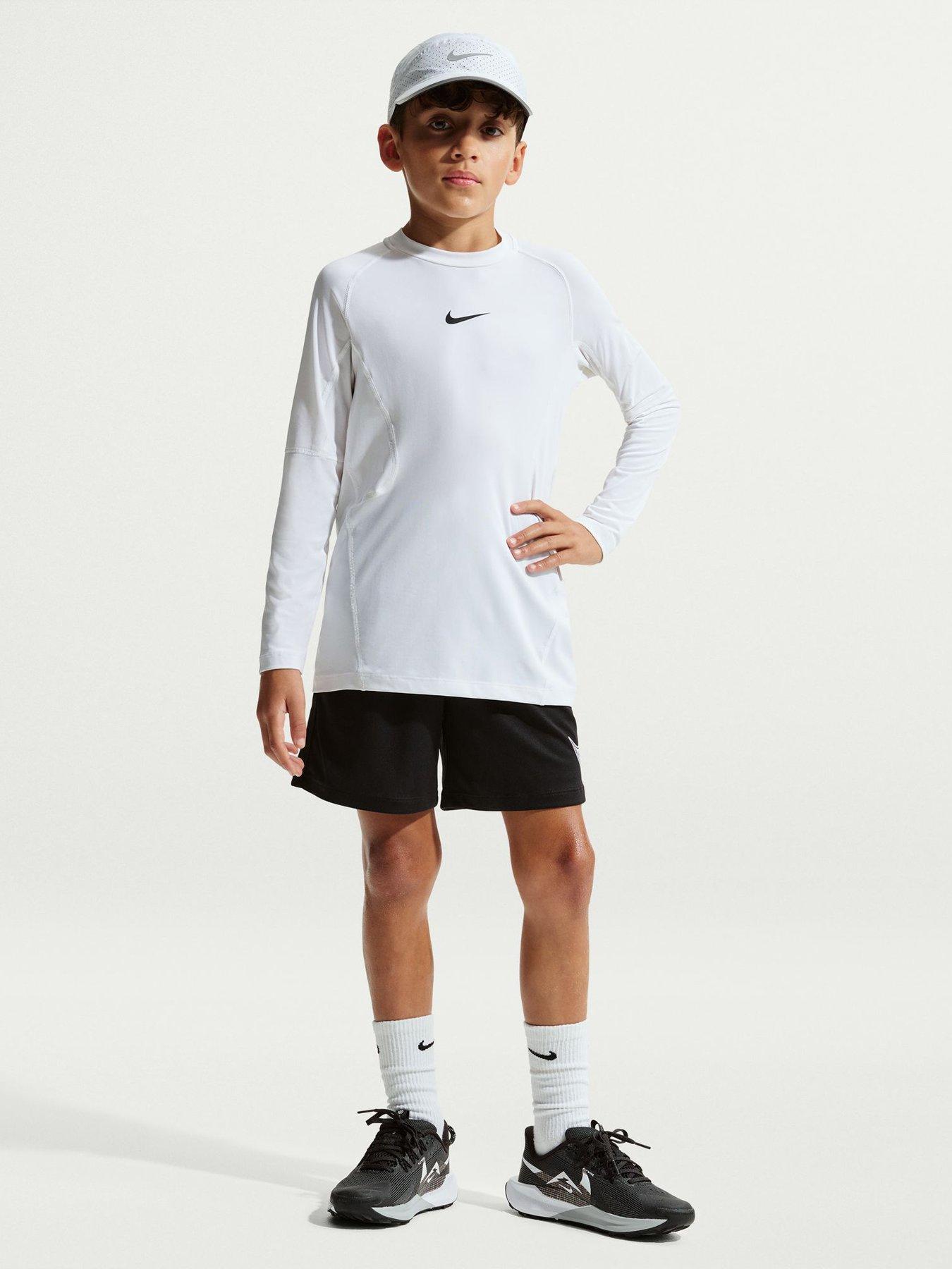  image of nike-junior-boys-training-dri-fit-shorts-black