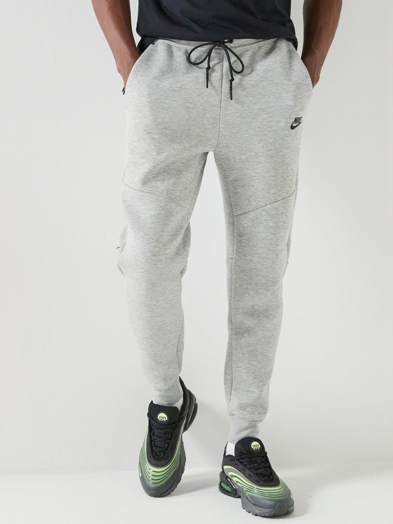 front image of nike-mens-tech-fleece-joggers-black