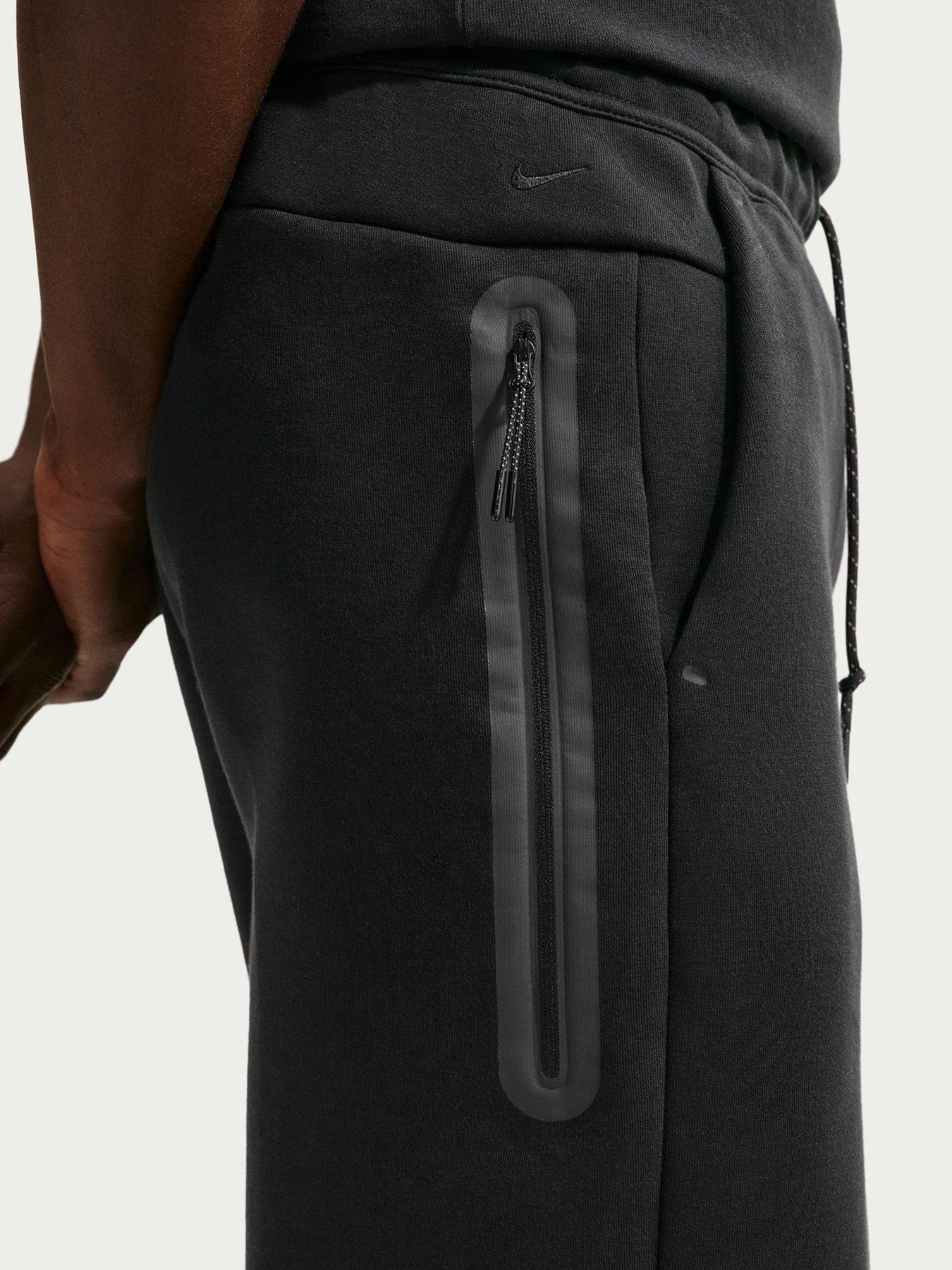  image of nike-mens-tech-fleece-shorts-black