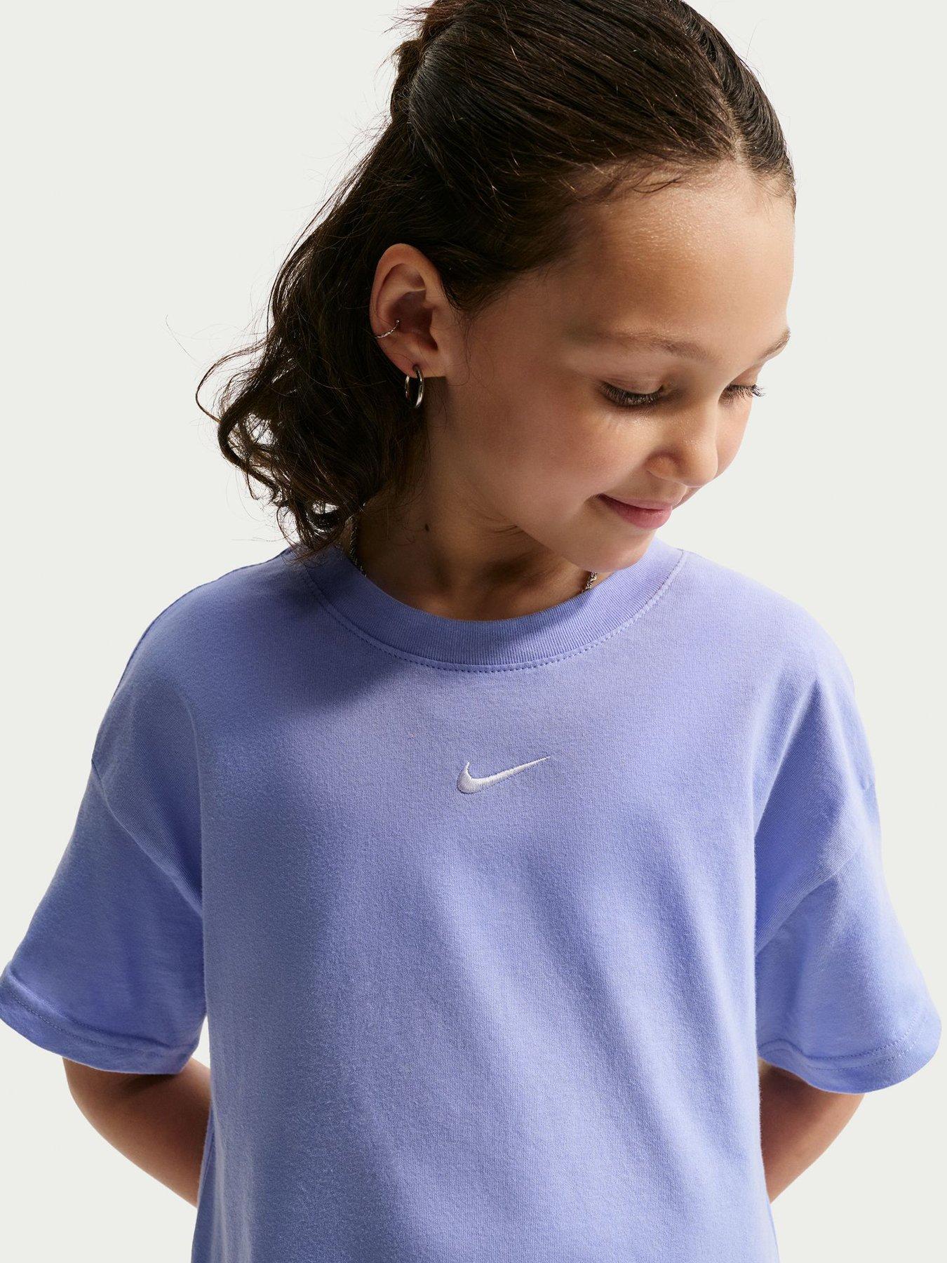 Image 3 of 5 of Nike Big Kids Girls Sportswear Boxy Essential T-Shirt - Blue