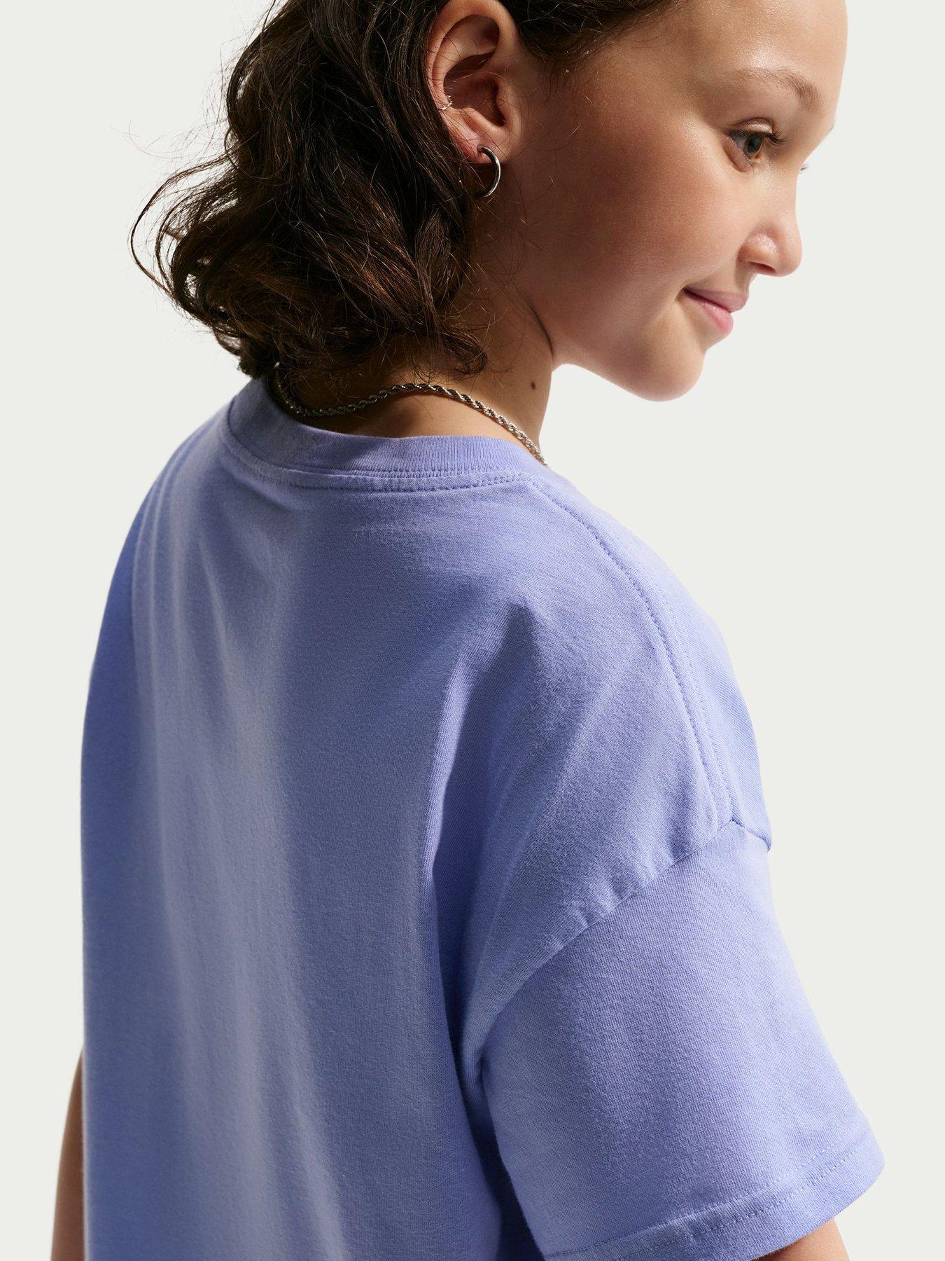 Image 4 of 5 of Nike Big Kids Girls Sportswear Boxy Essential T-Shirt - Blue