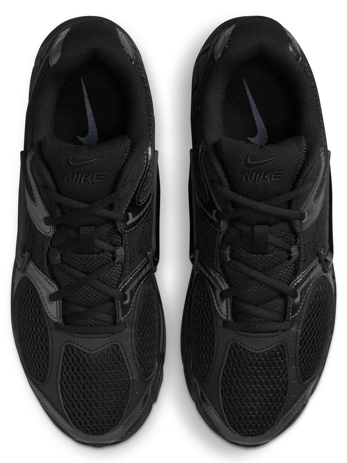 Image 4 of 7 of Nike Mens V5 RNR Trainers - Black
