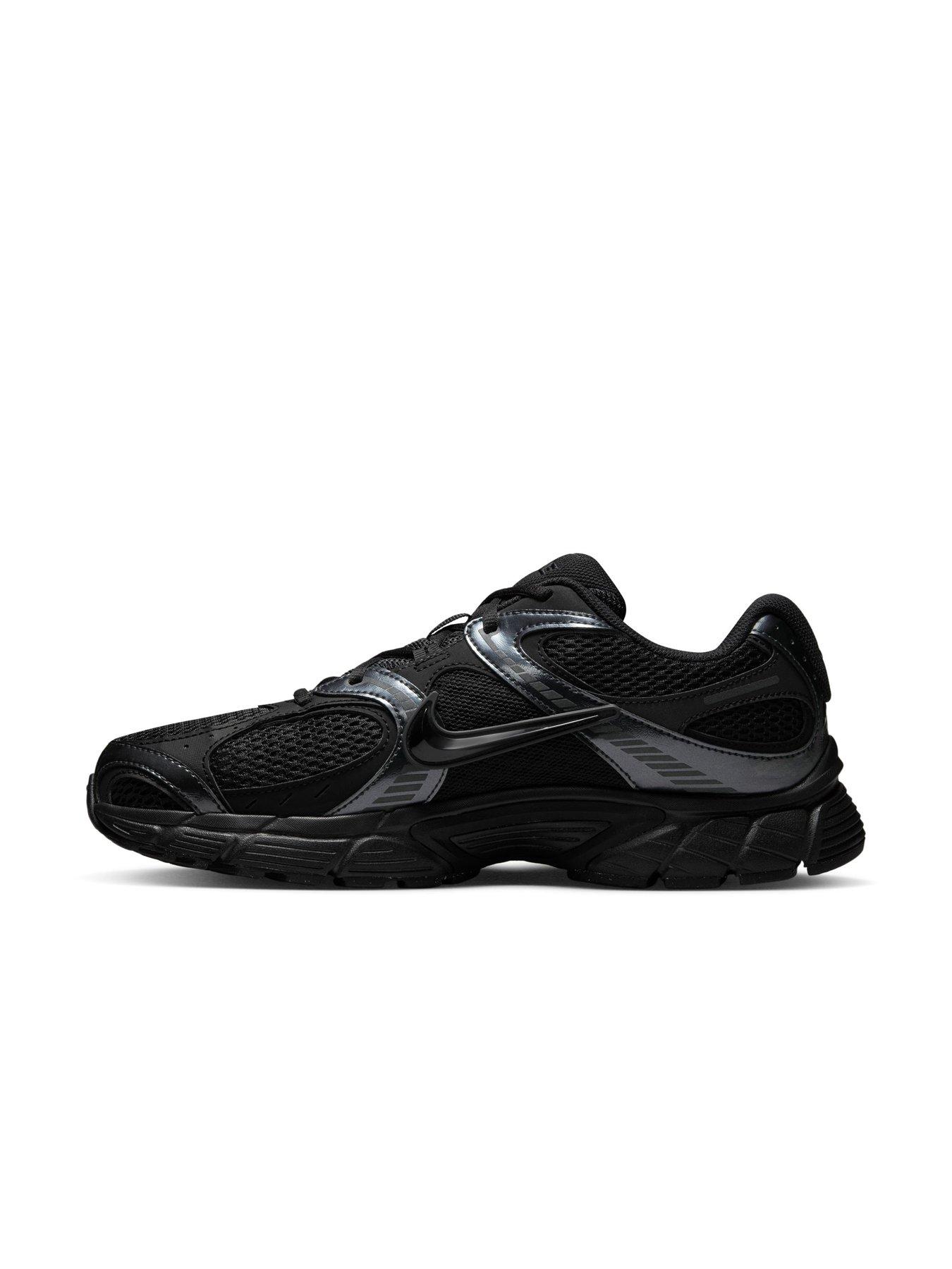 Image 7 of 7 of Nike Mens V5 RNR Trainers - Black