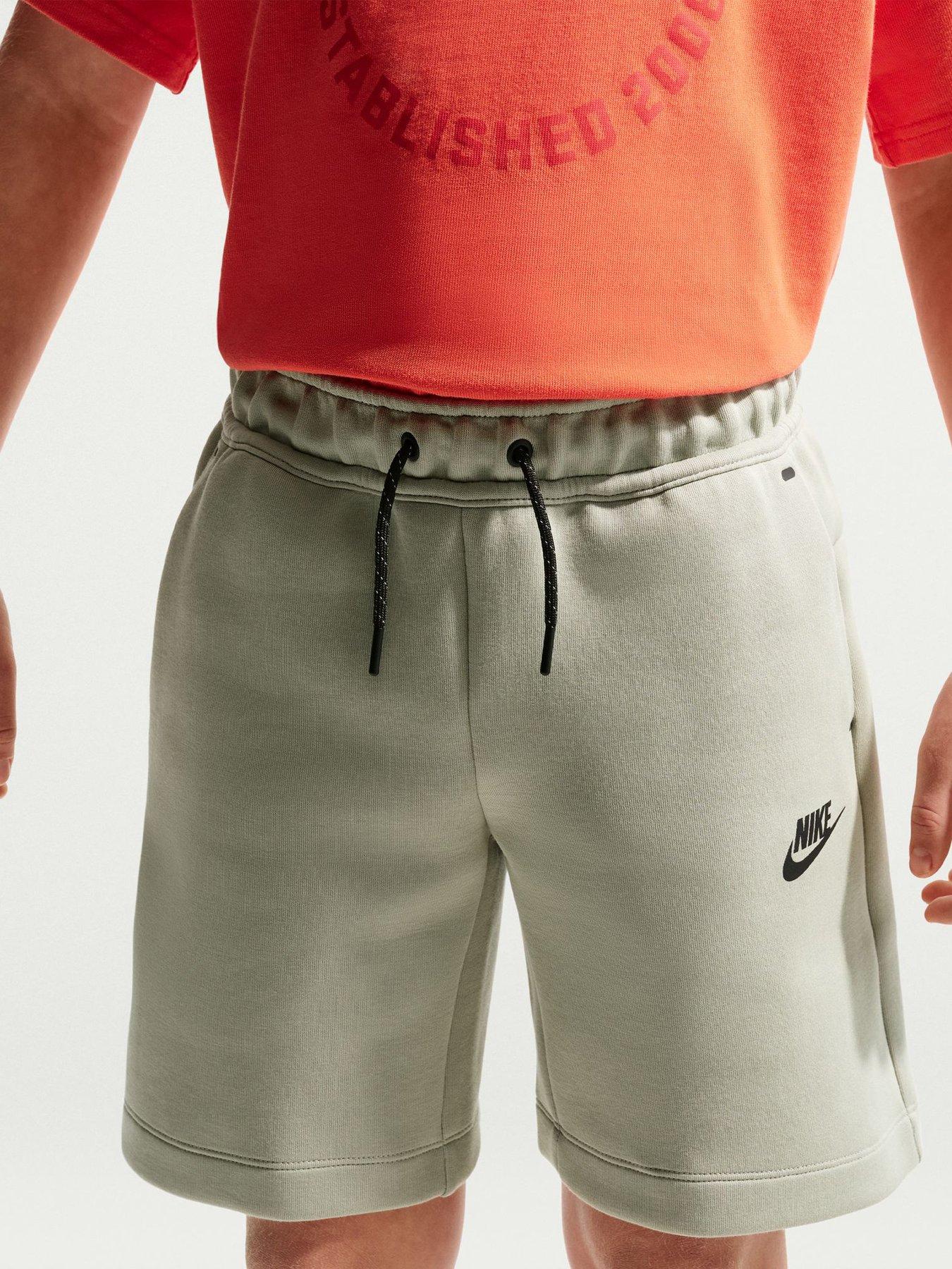 Nike Big Kids Tech Fleece Boys Shorts - Green