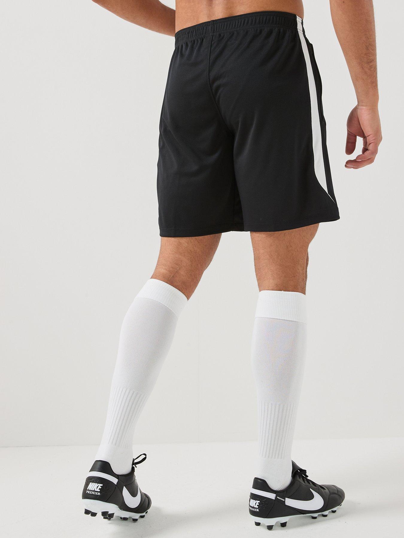 Image 2 of 6 of Nike Me<span style="background-color: initial;">ns Dri-fit Strike Football Shorts - Black</span><div>&nbsp;</div>