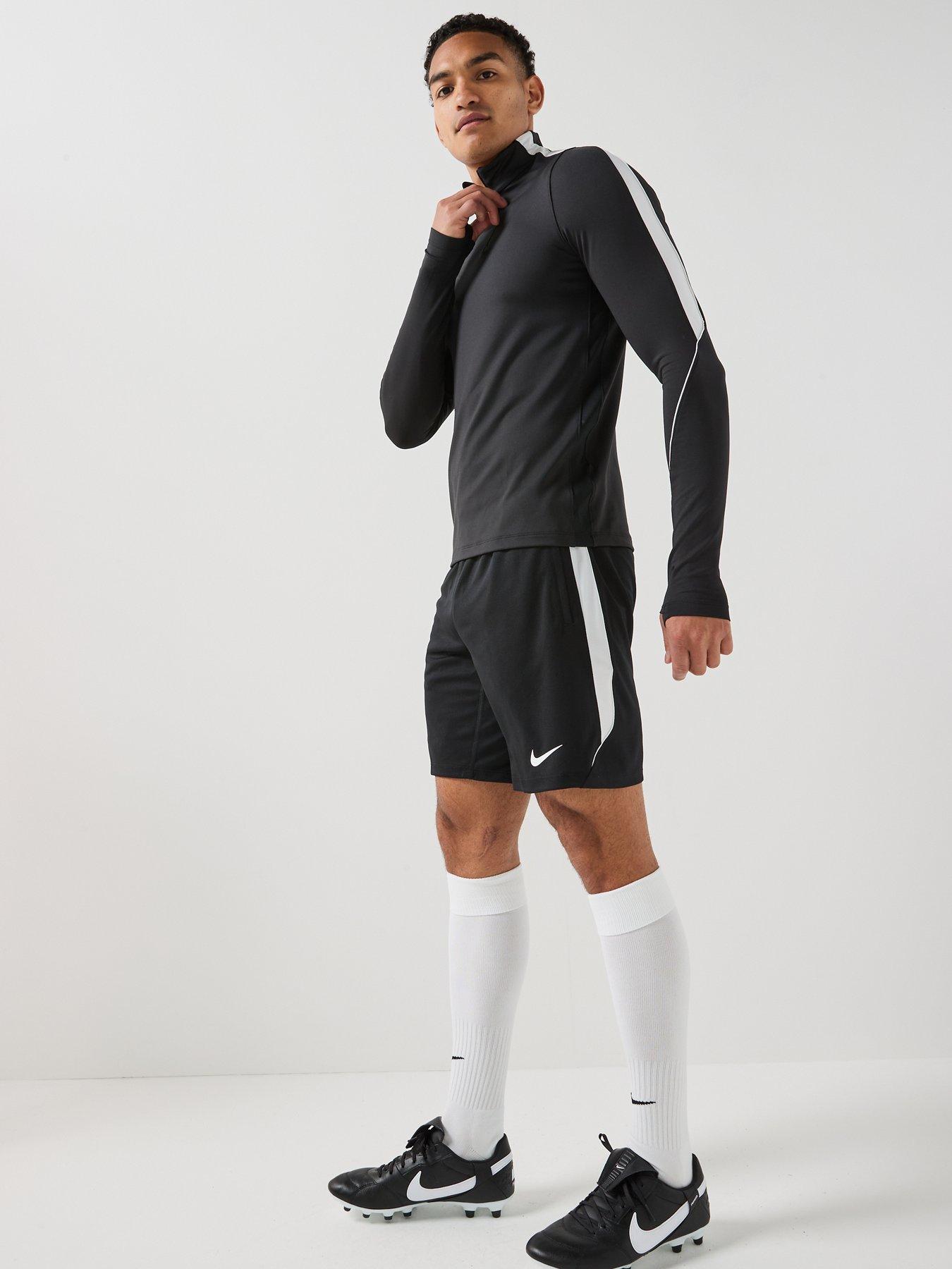Image 3 of 6 of Nike Me<span style="background-color: initial;">ns Dri-fit Strike Football Shorts - Black</span><div>&nbsp;</div>