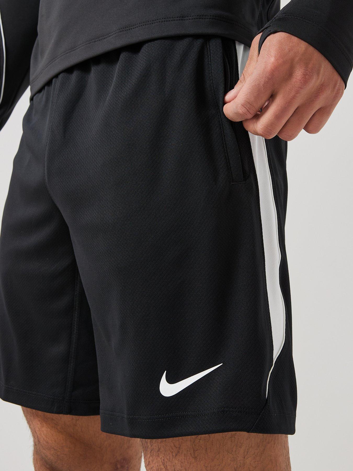 Image 4 of 6 of Nike Me<span style="background-color: initial;">ns Dri-fit Strike Football Shorts - Black</span><div>&nbsp;</div>