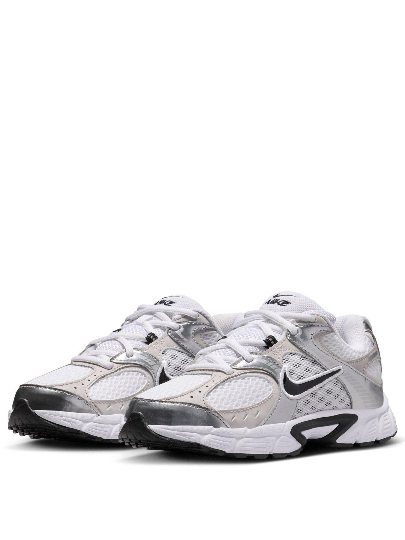 Image 2 of 7 of Nike Big Kids' V5 RNR Trainers - Grey