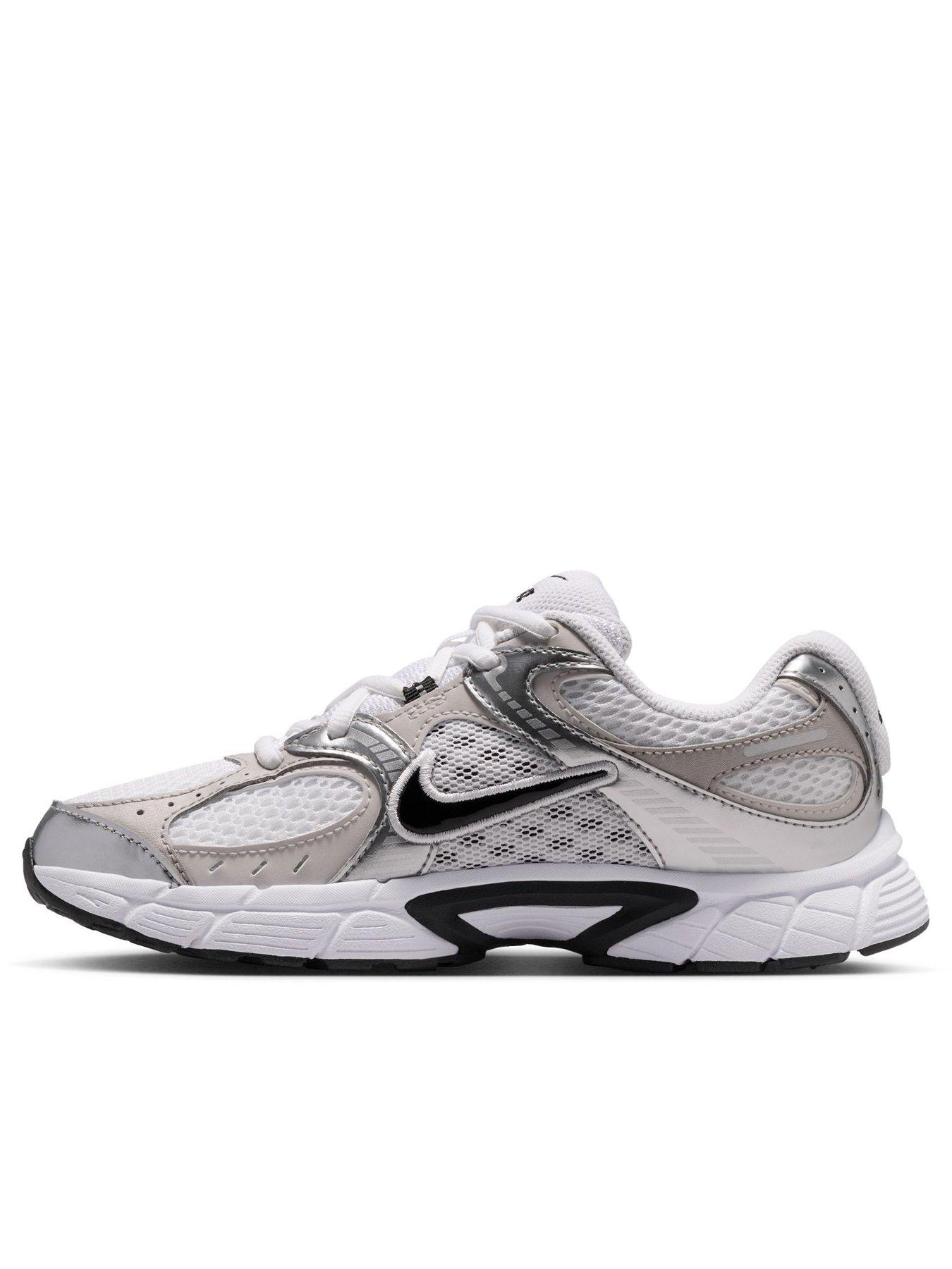 Image 7 of 7 of Nike Big Kids' V5 RNR Trainers - Grey