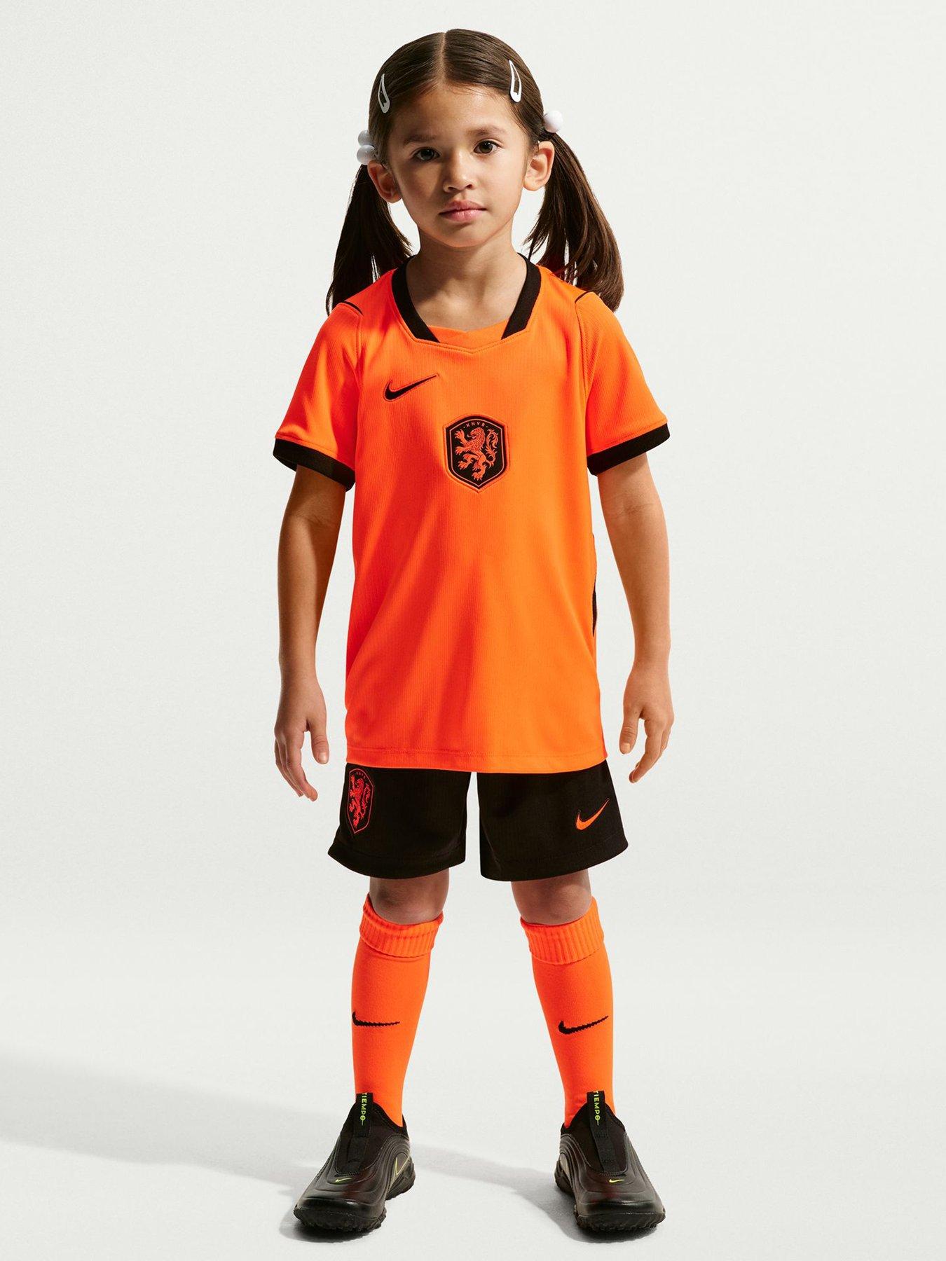 Nike Younger Kids Netherlands 2026 Dri-FIT Stadium Home Kit – Orange