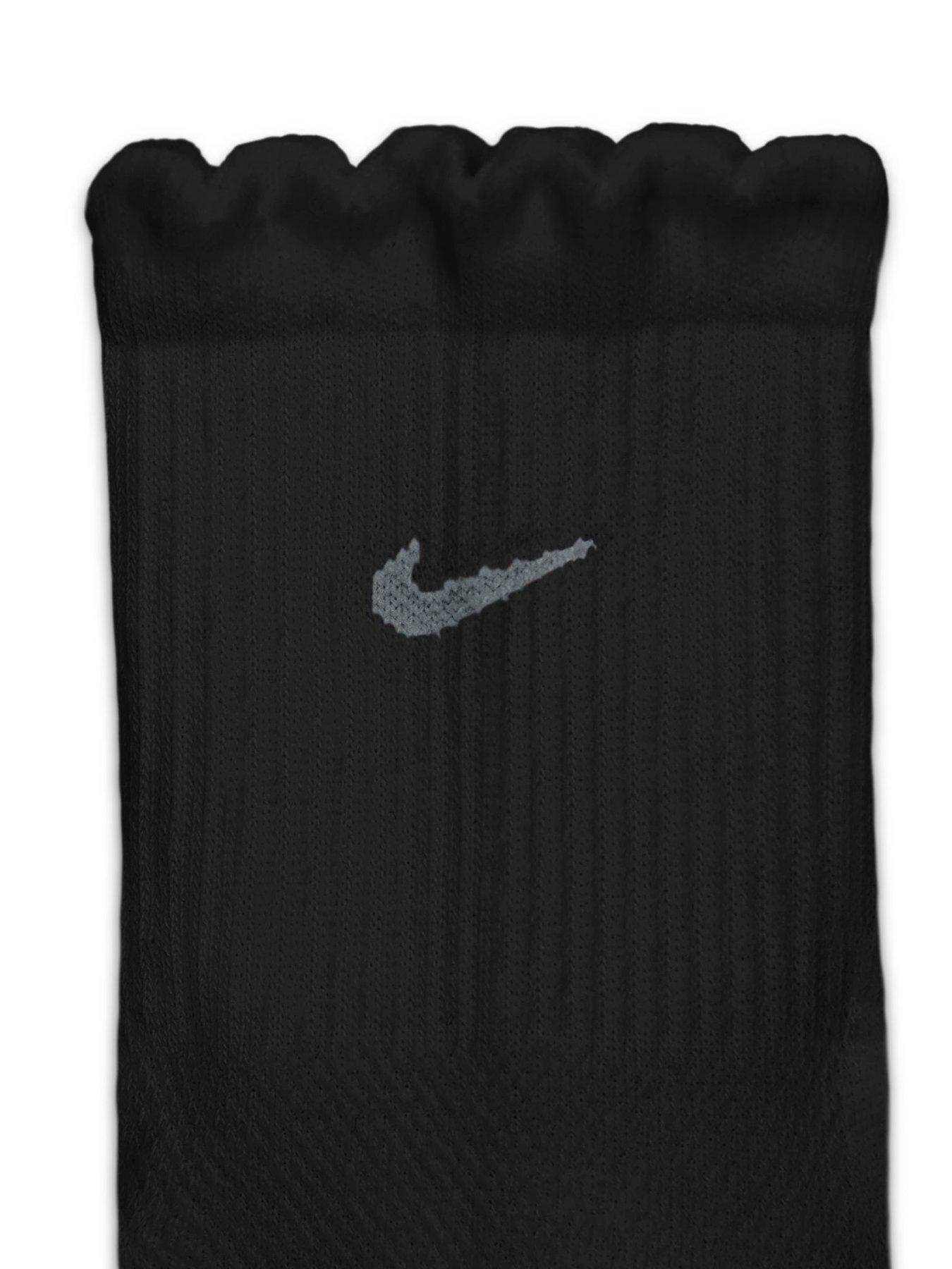  image of nike-womens-everyday-elevated-scalloped-micro-crew-socks-2-pack-multi