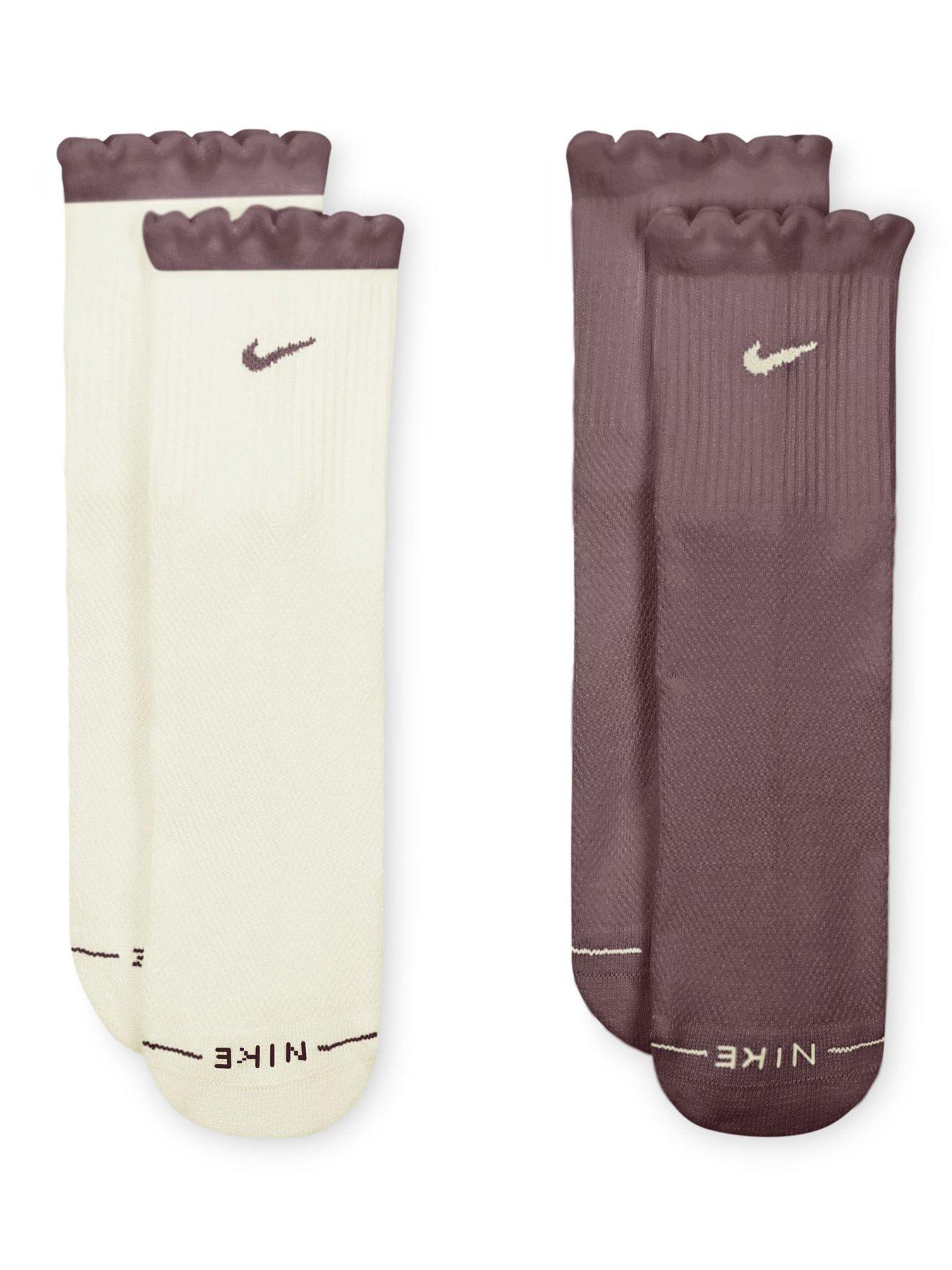  image of nike-womens-everyday-elevated-scalloped-micro-crew-socks-2-pack-multi