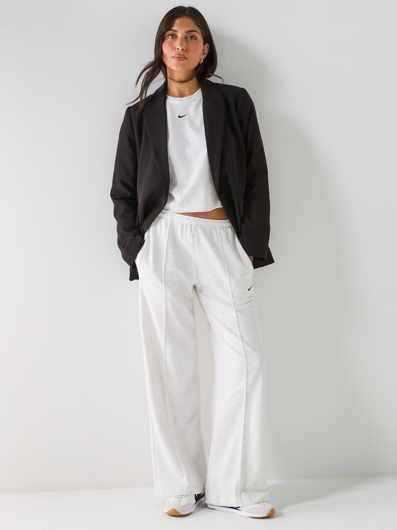 Image 4 of 6 of Nike Womens Chill Fit Crew Sweat - Grey