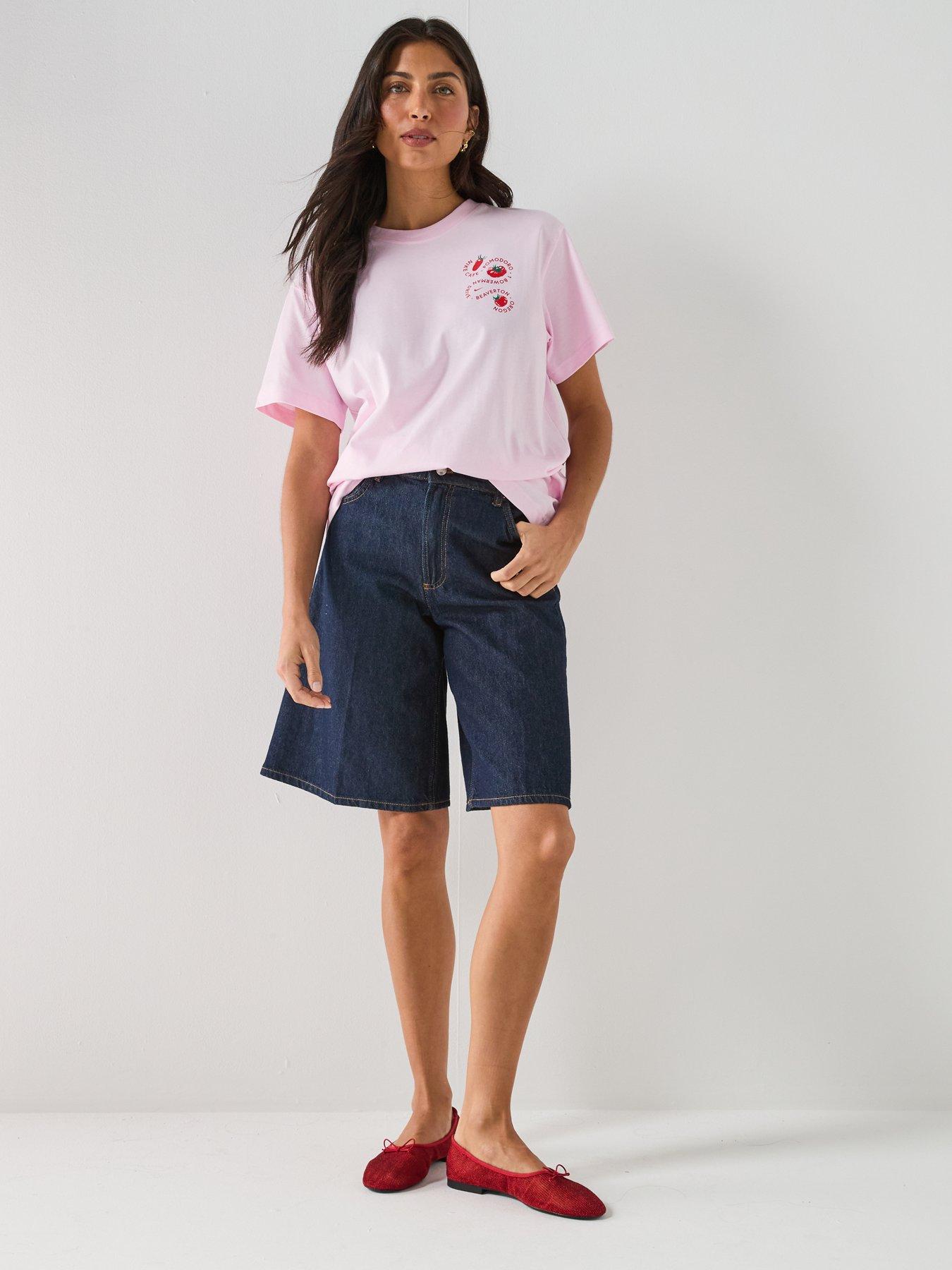 Image 3 of 7 of Nike Womens Sportswear Classic Boyfriend Cafe Tomato T-Shirt - Pink