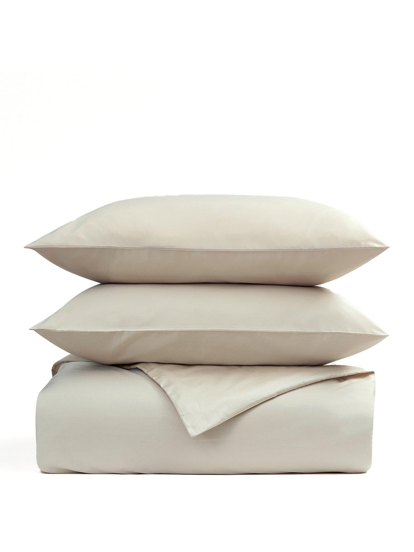 Image 2 of 2 of Christy Classic Sateen Duvet Set- King