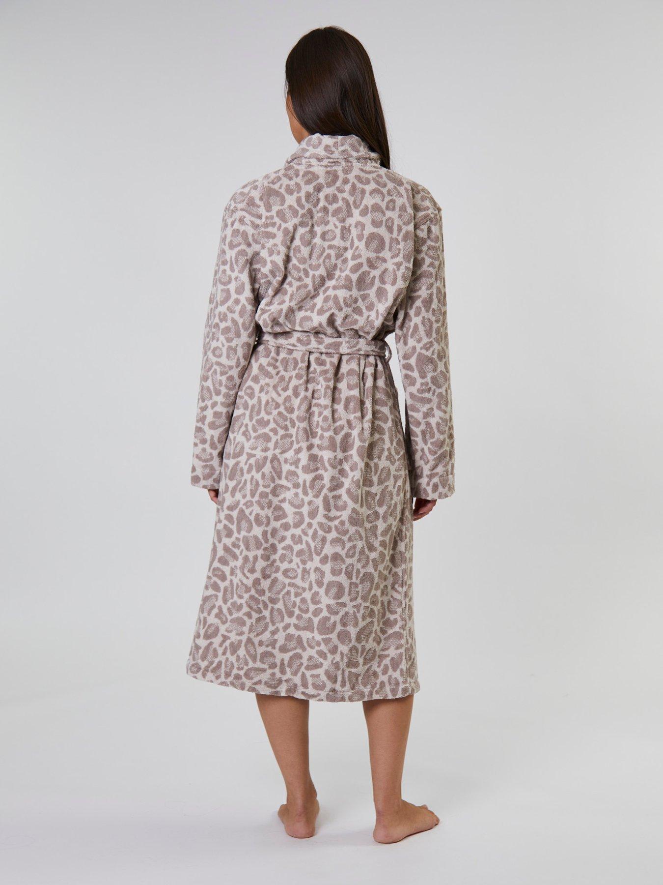 stillFront image of loungeable-leopard-shawl-robe-beige
