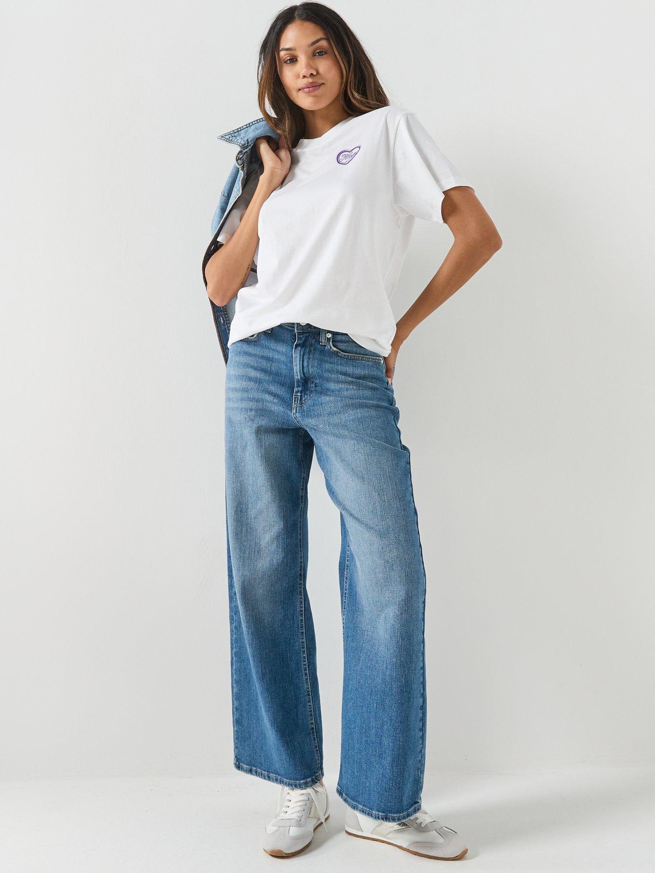  image of hugo-vintage-tee-white