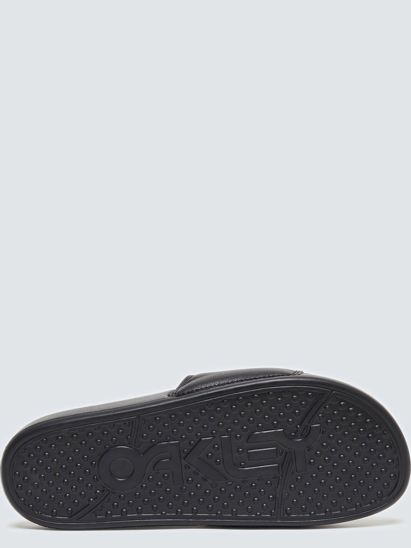  image of oakley-mens-b1b-20-sliders-black