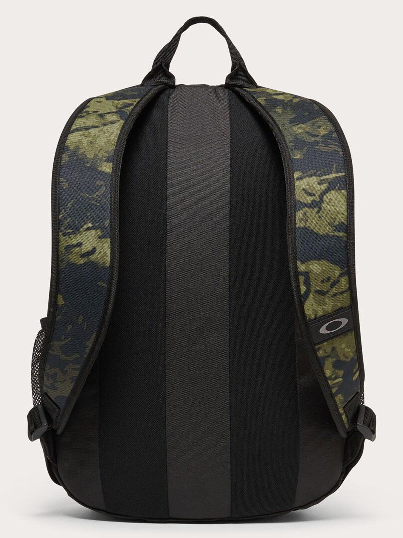 Image 2 of 6 of Oakley Mens Enduro 20L 3.0 Backpack - Black/Green