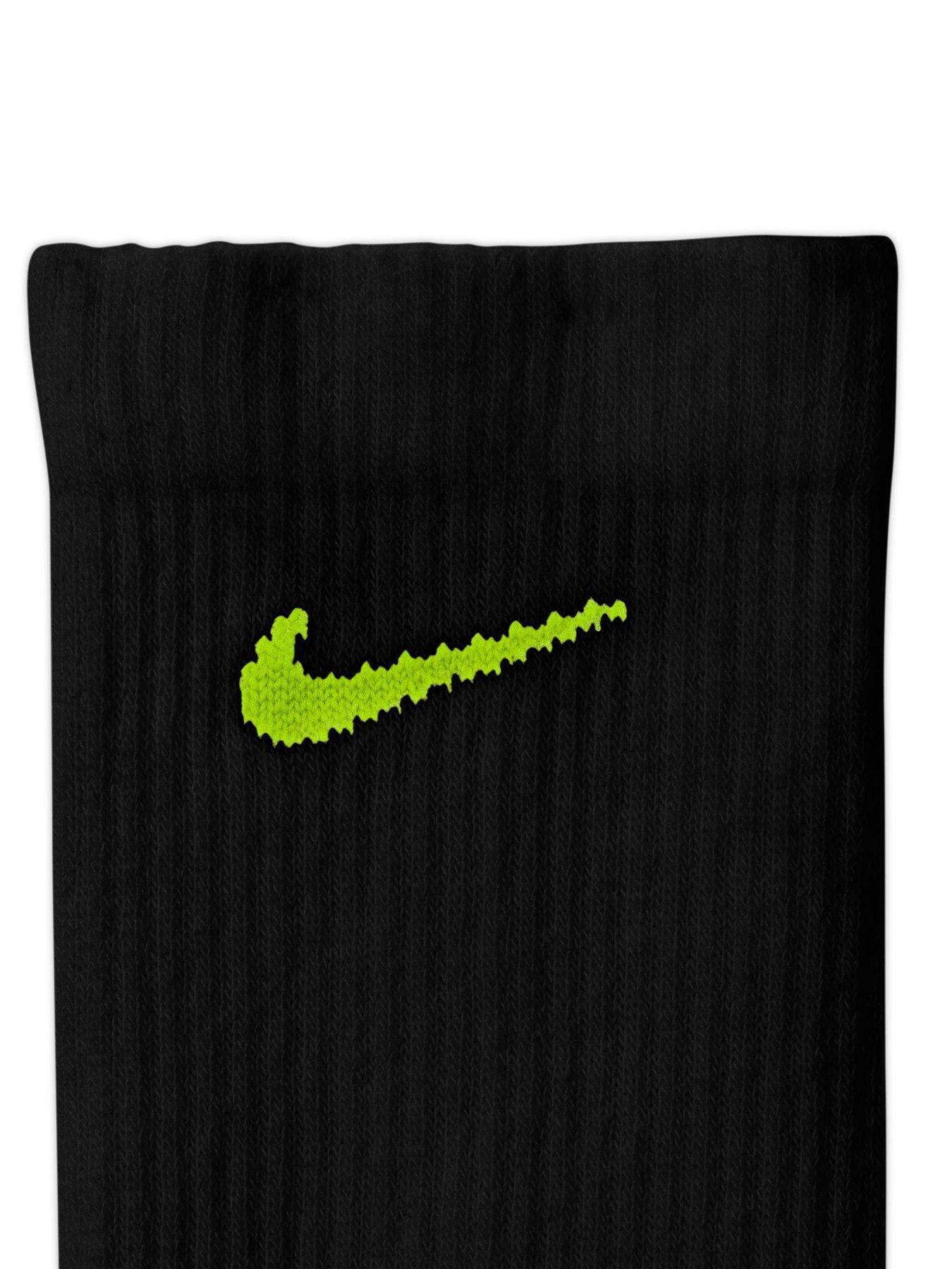  image of nike-unisex-everyday-elevated-crew-socks-6-pack-multi