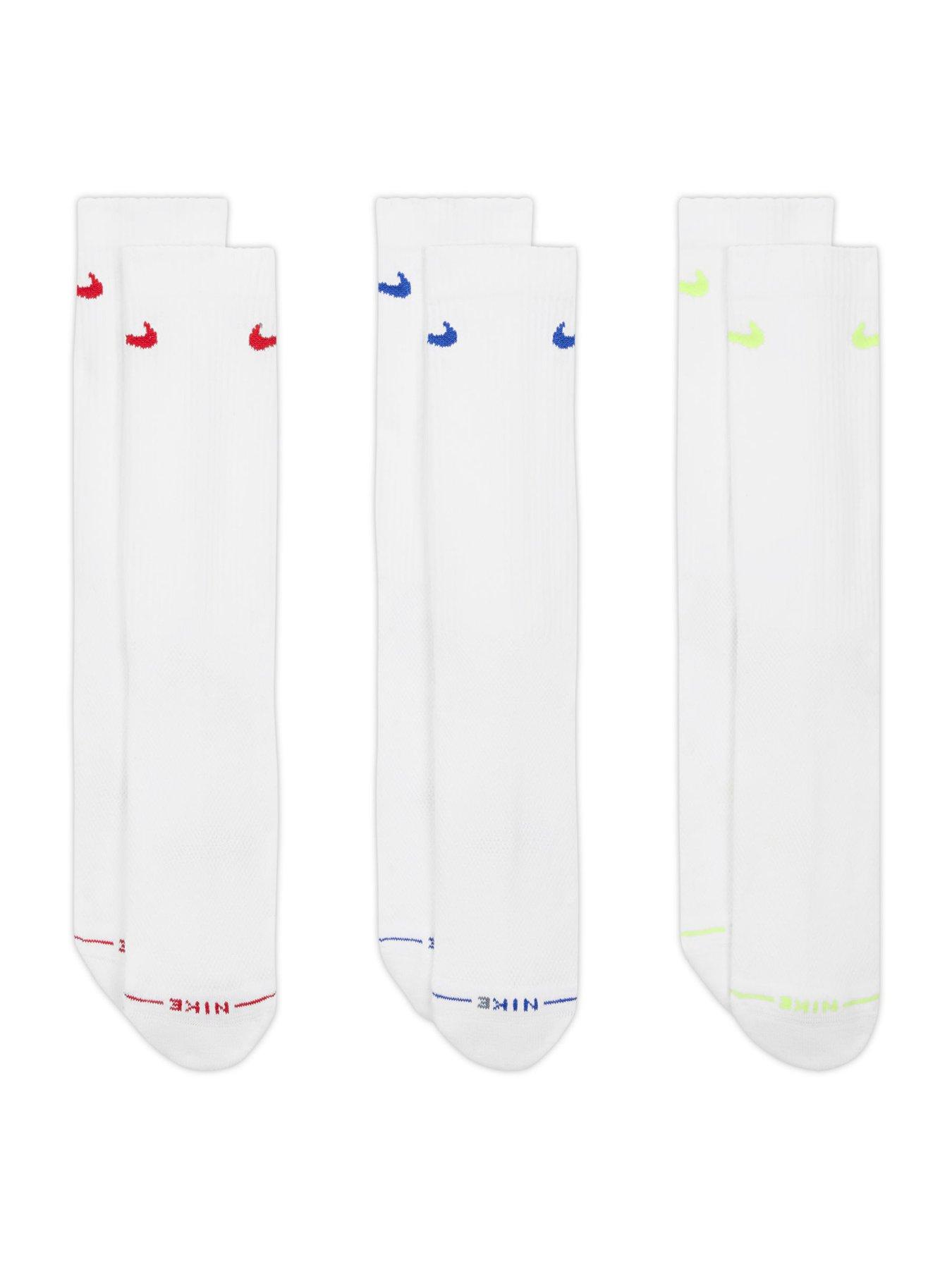  image of nike-unisex-everyday-elevated-crew-socks-3-pack-white