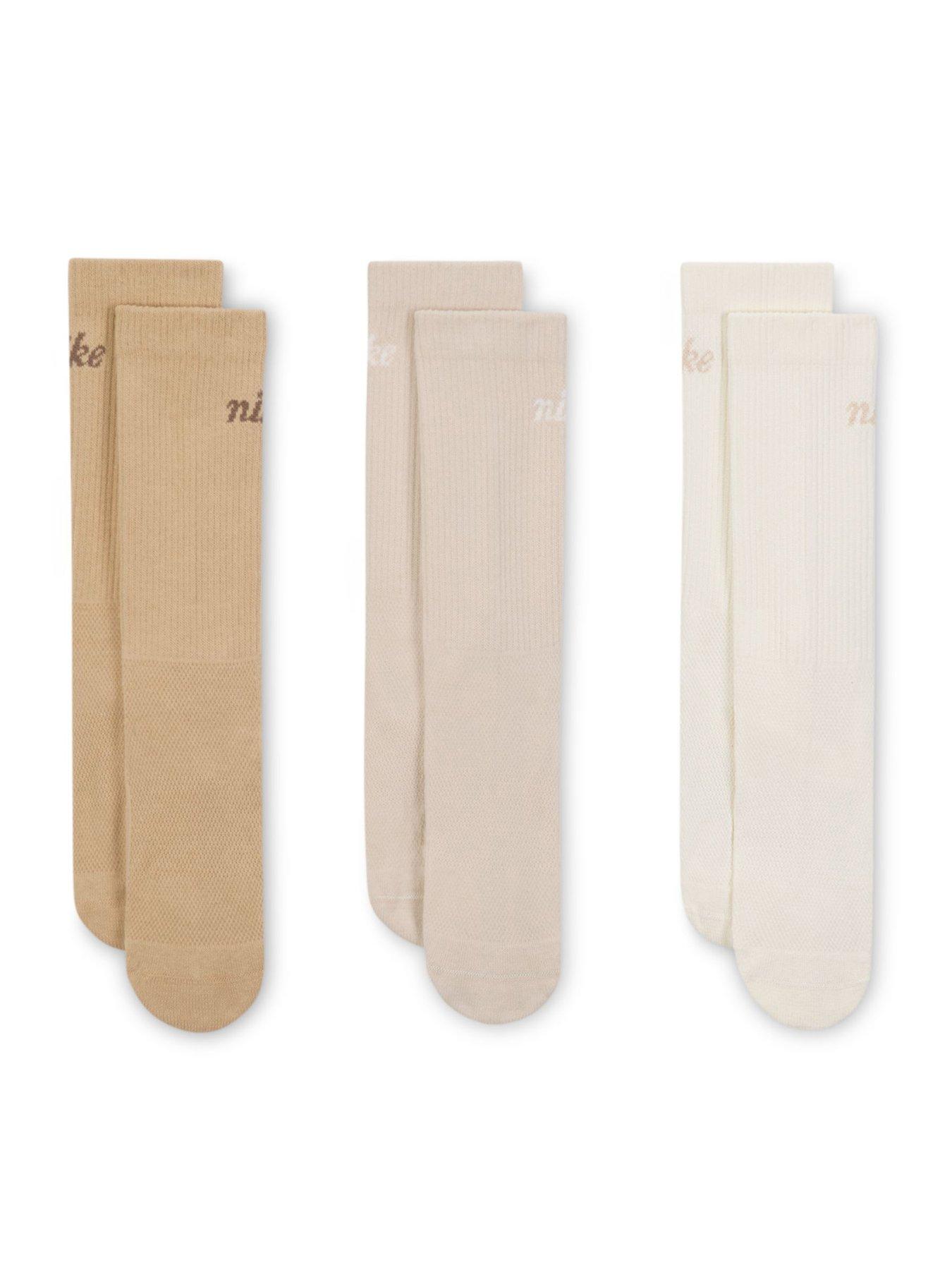  image of nike-unisex-everyday-elevated-graphic-crew-socks-3-pack-multi
