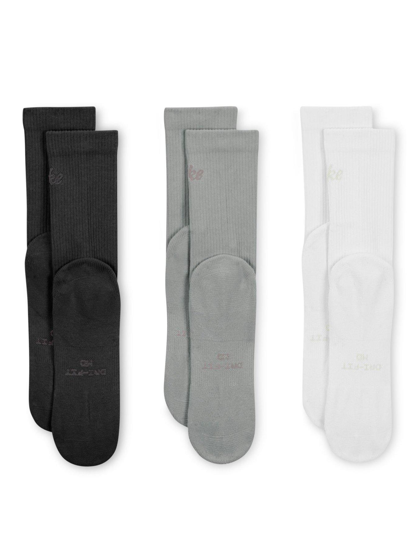  image of nike-unisex-everyday-elevated-graphic-crew-socks-3-pack-multi