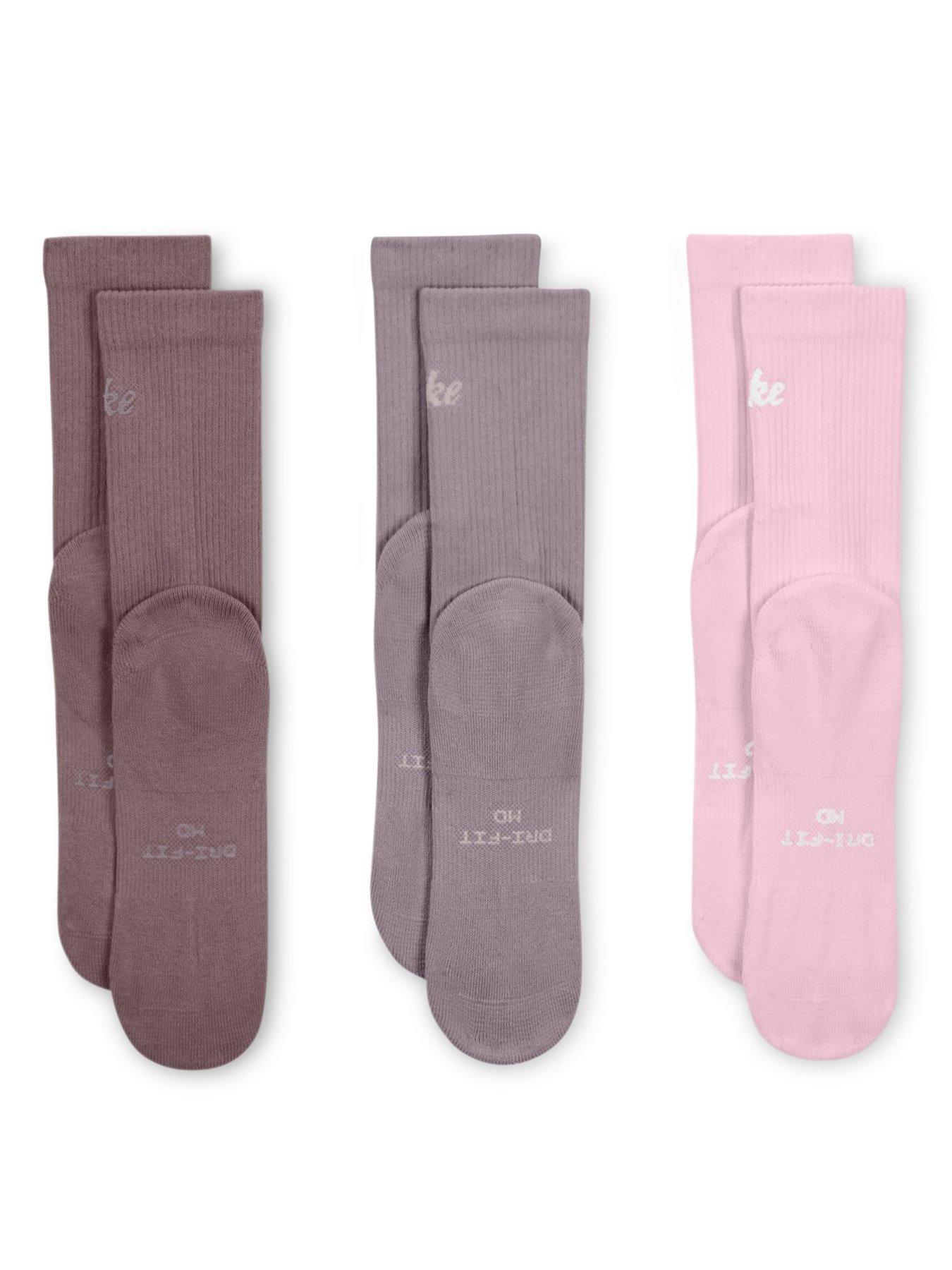  image of nike-unisex-everyday-elevated-graphic-crew-socks-3-pack-multi