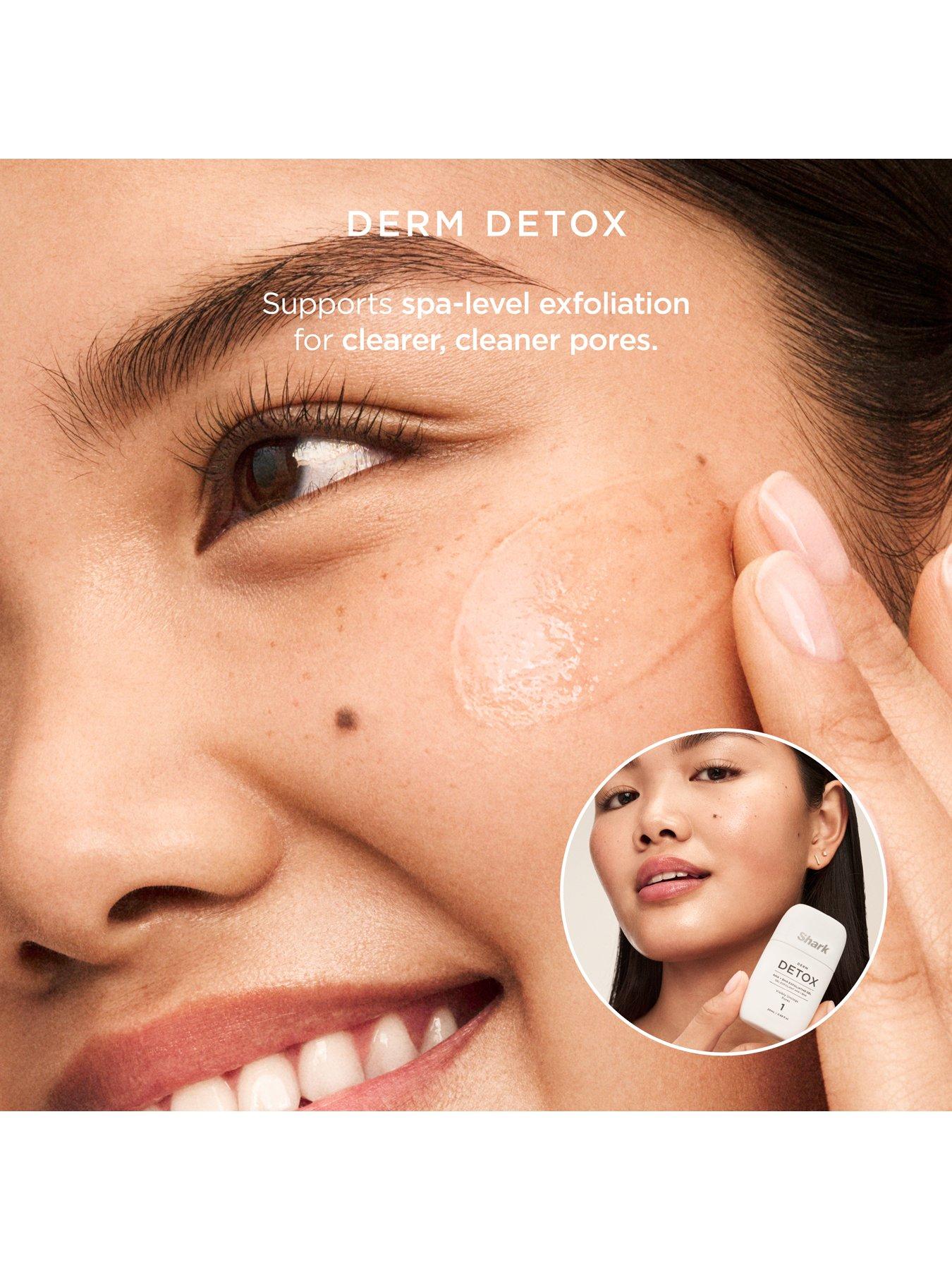 Image 4 of 4 of Shark FacialPro Glow Detox + Hydrate Replenishment Set