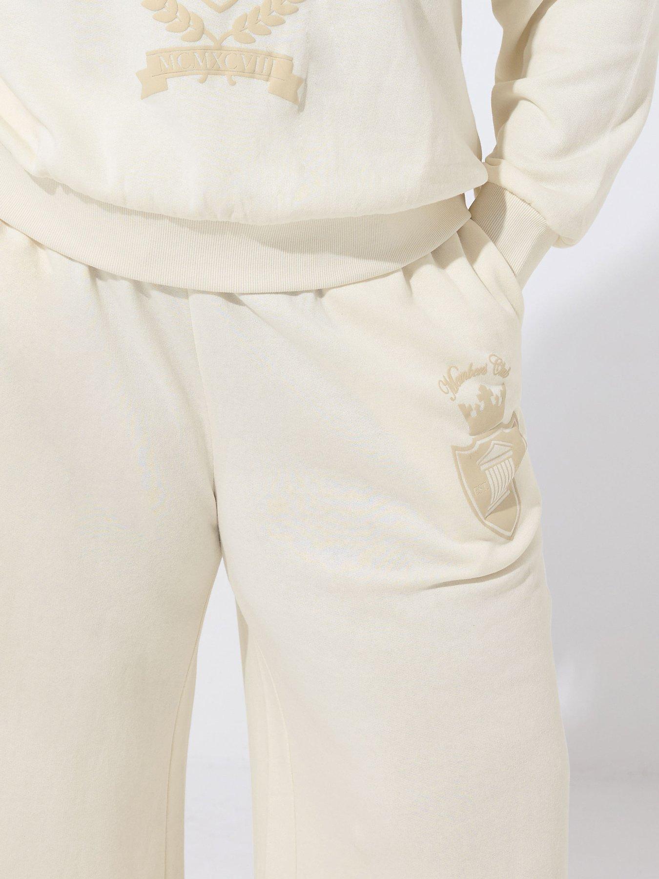 Image 4 of 4 of Yours Curve New York Jogger - Natural