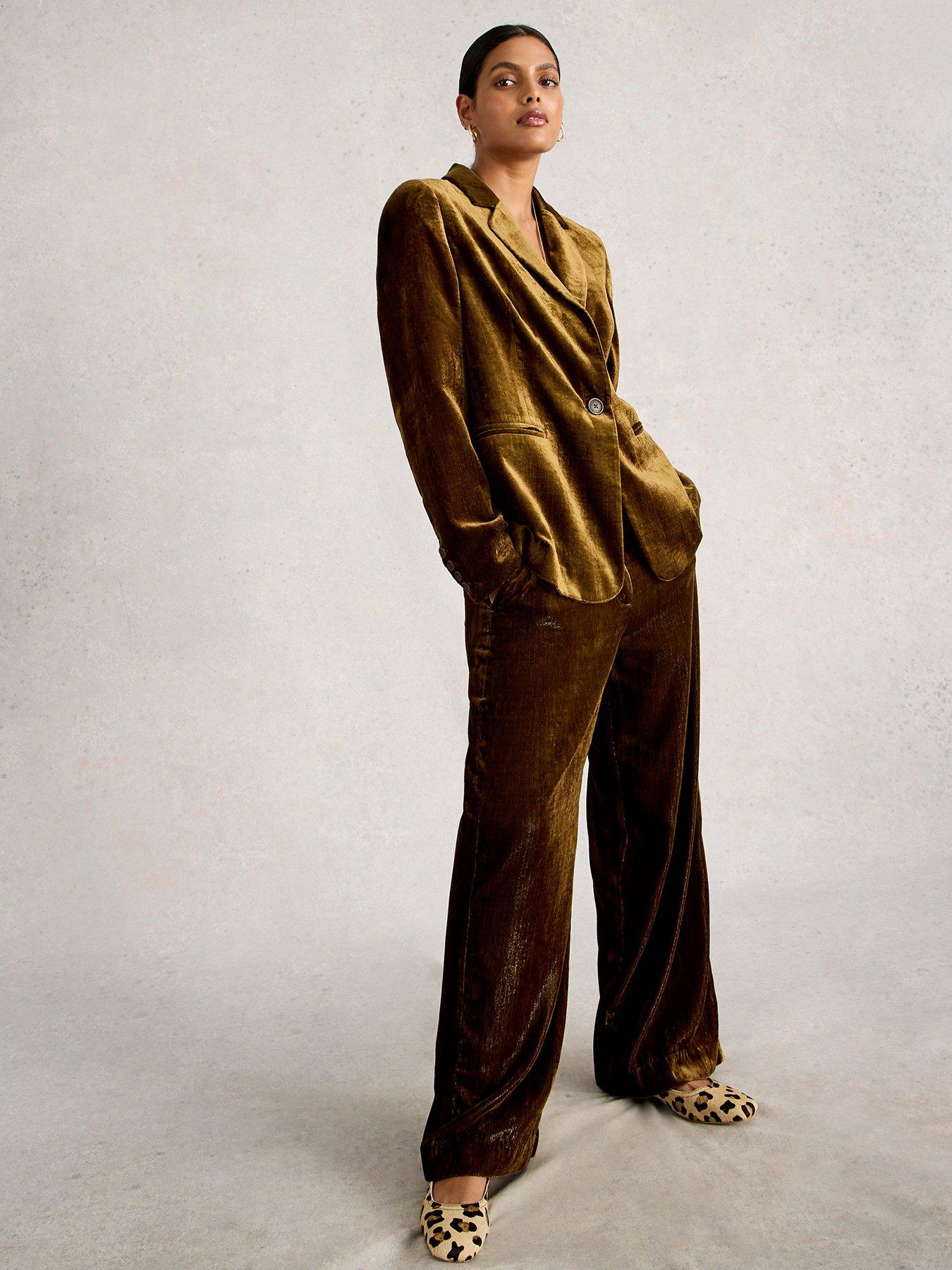  image of white-stuff-evelyn-velvet-blazer-green