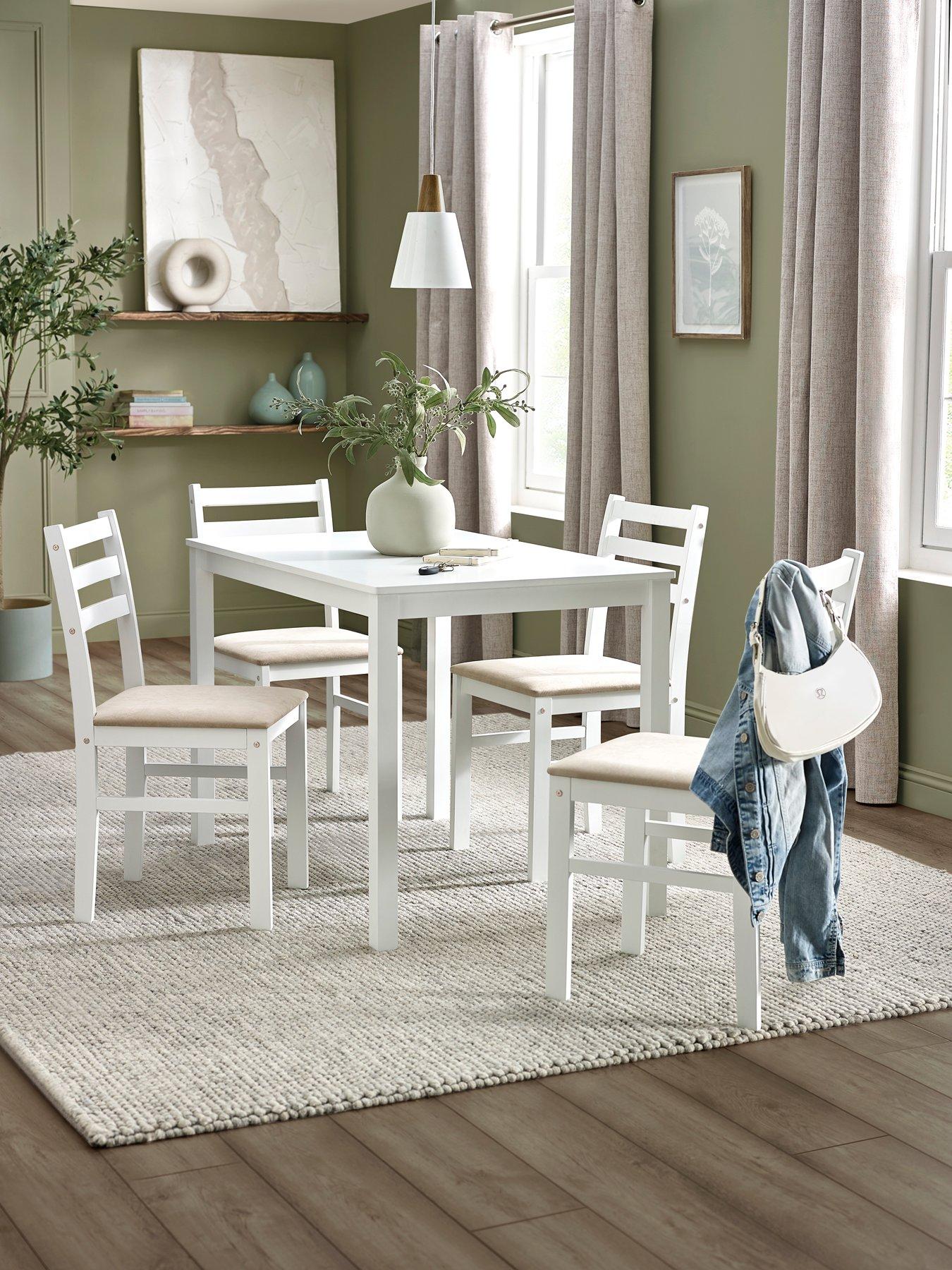 Julian Bowen Keats Dining Table With 4 Chairs