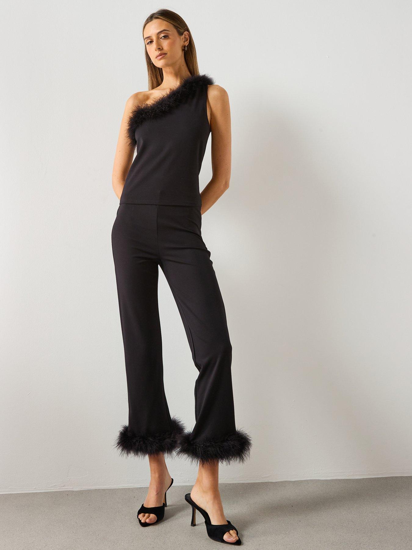 Image 6 of 6 of Mango Feather Trim Capri - Black