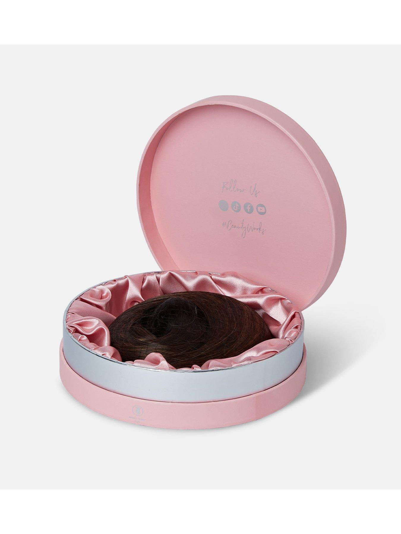 Image 5 of 8 of Beauty Works x Huda BARELY THERE Clip ins 18" Dubai