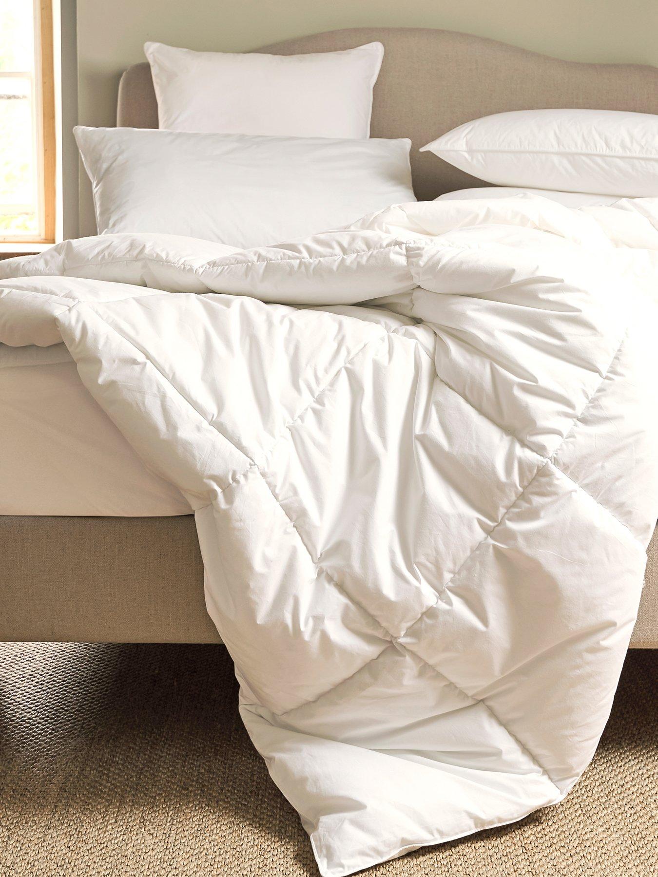 Christy Classic Filled 10.5 Tog Duvet