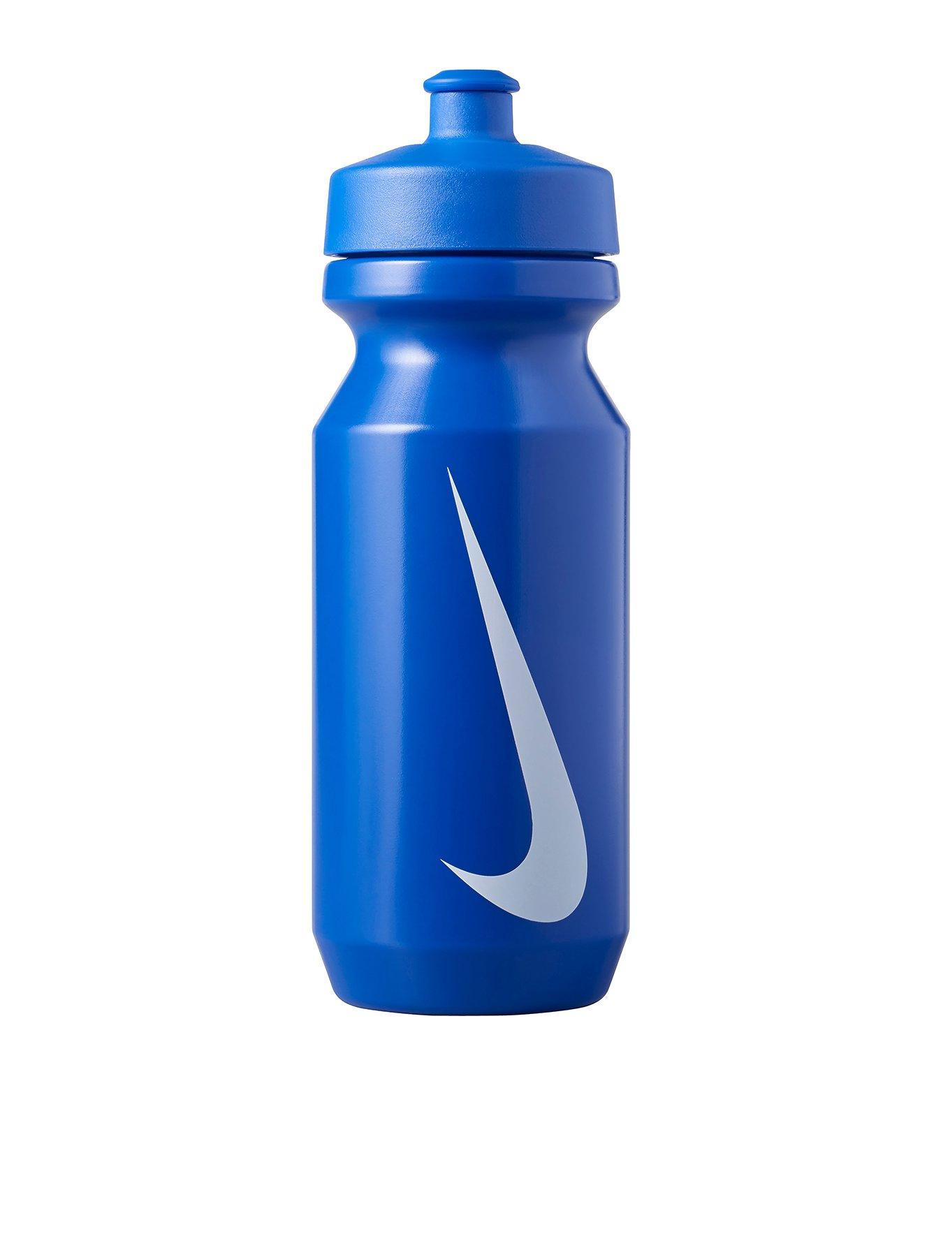  image of nike-unisex-training-bottle-22-oz-blue