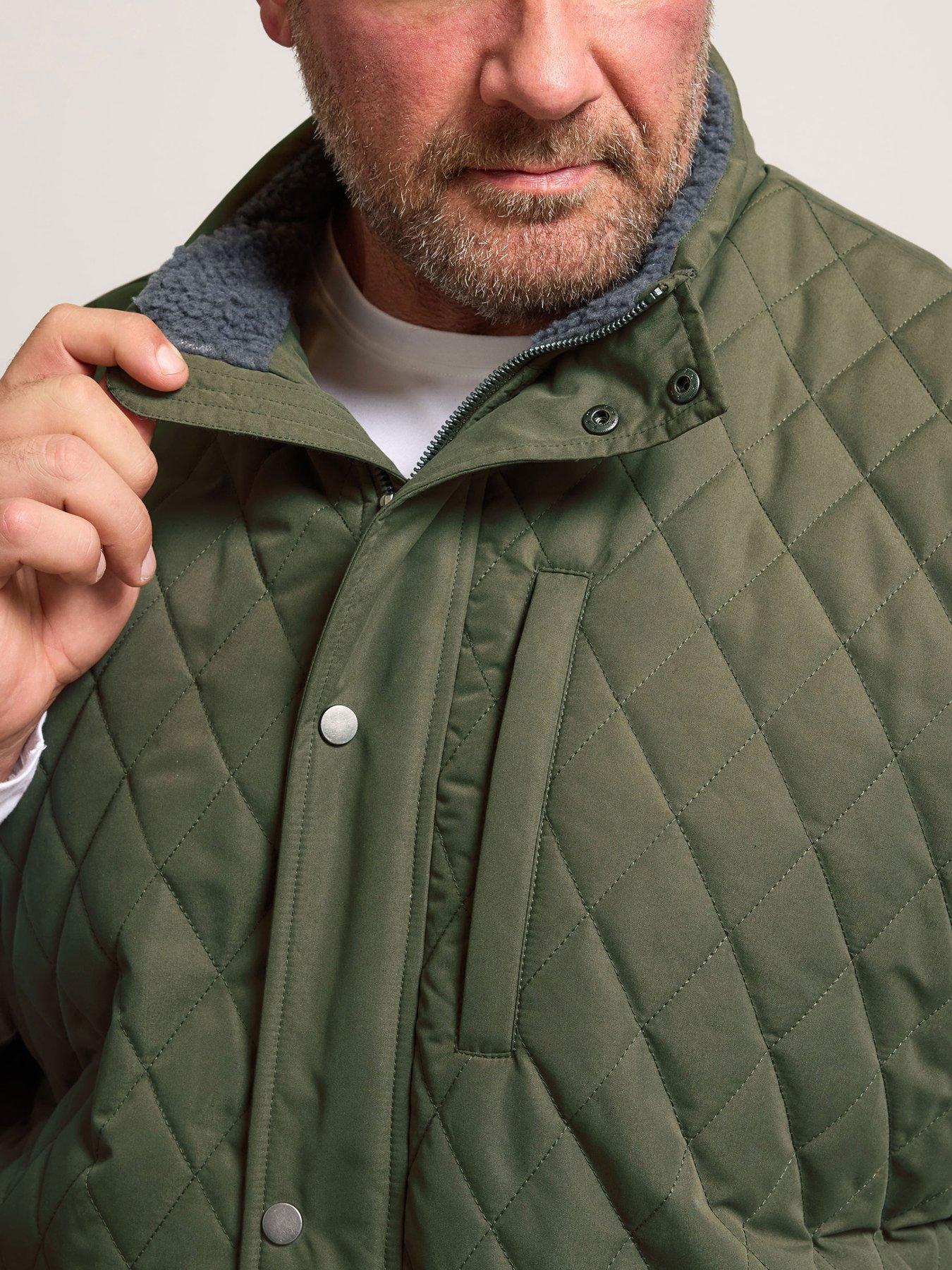  image of badrhino-diamond-quilted-gilet-green