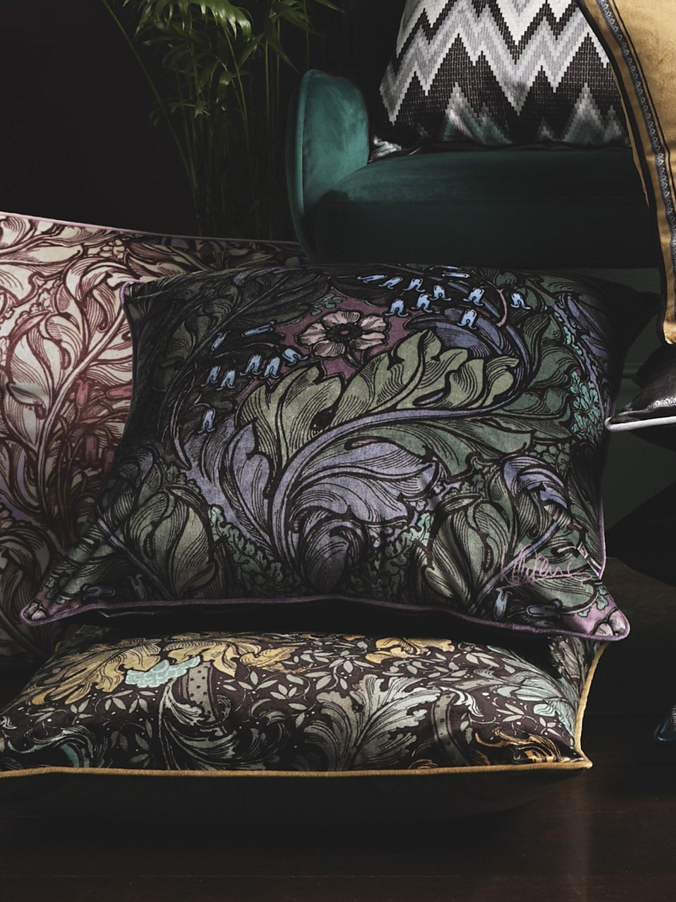  image of laurence-llewelyn-bowen-rambleicious-filled-cushion--multi