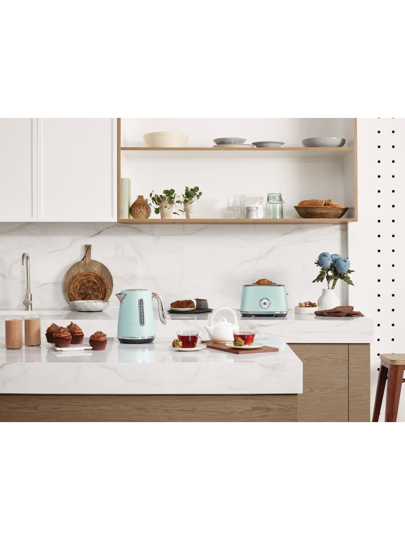  image of sage-the-toast-select-luxe-mint-frosting