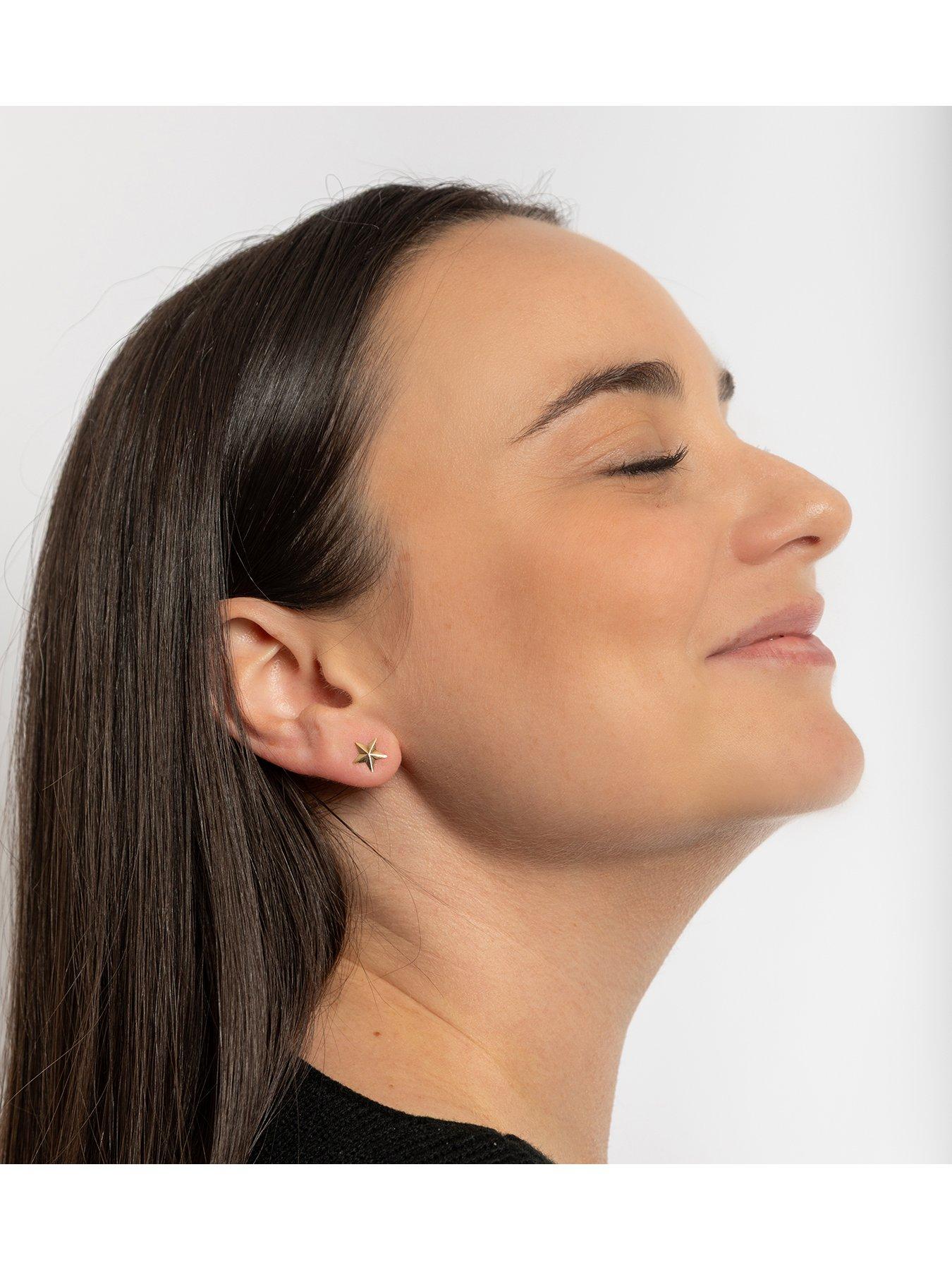  image of the-love-collection-9ct-gold-star-stud-earrings