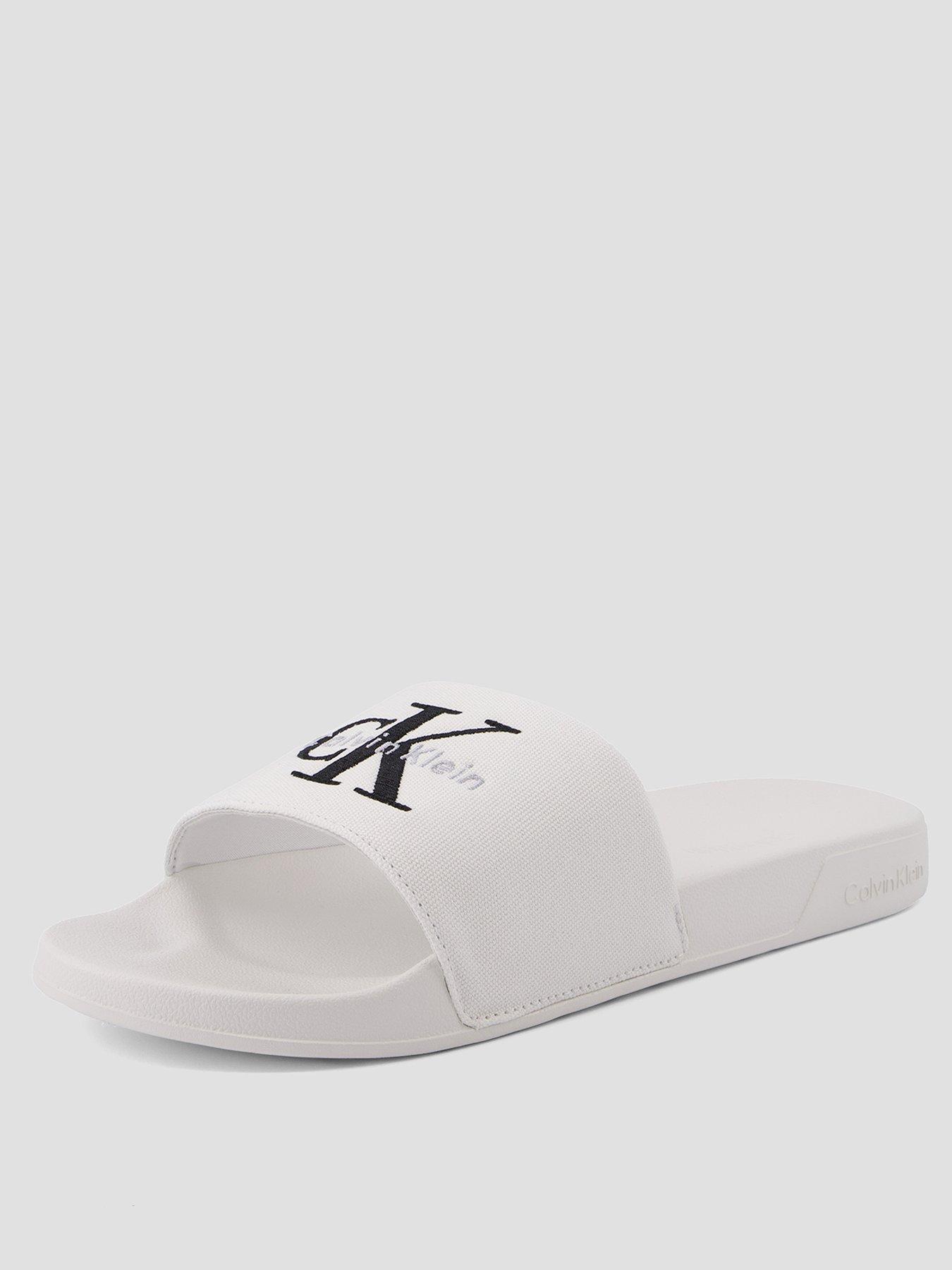 front image of calvin-klein-essential-slider-white