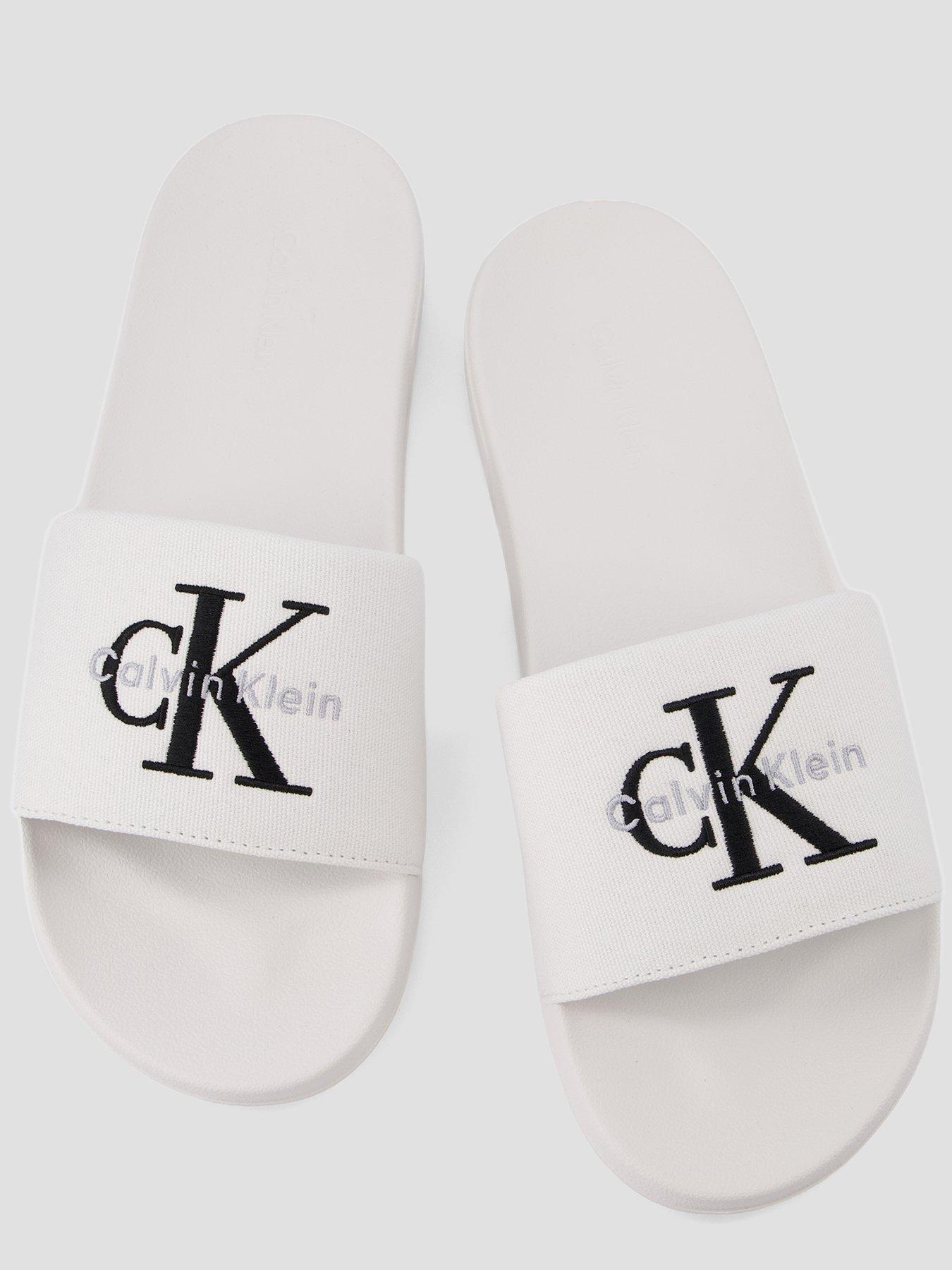  image of calvin-klein-essential-slider-white