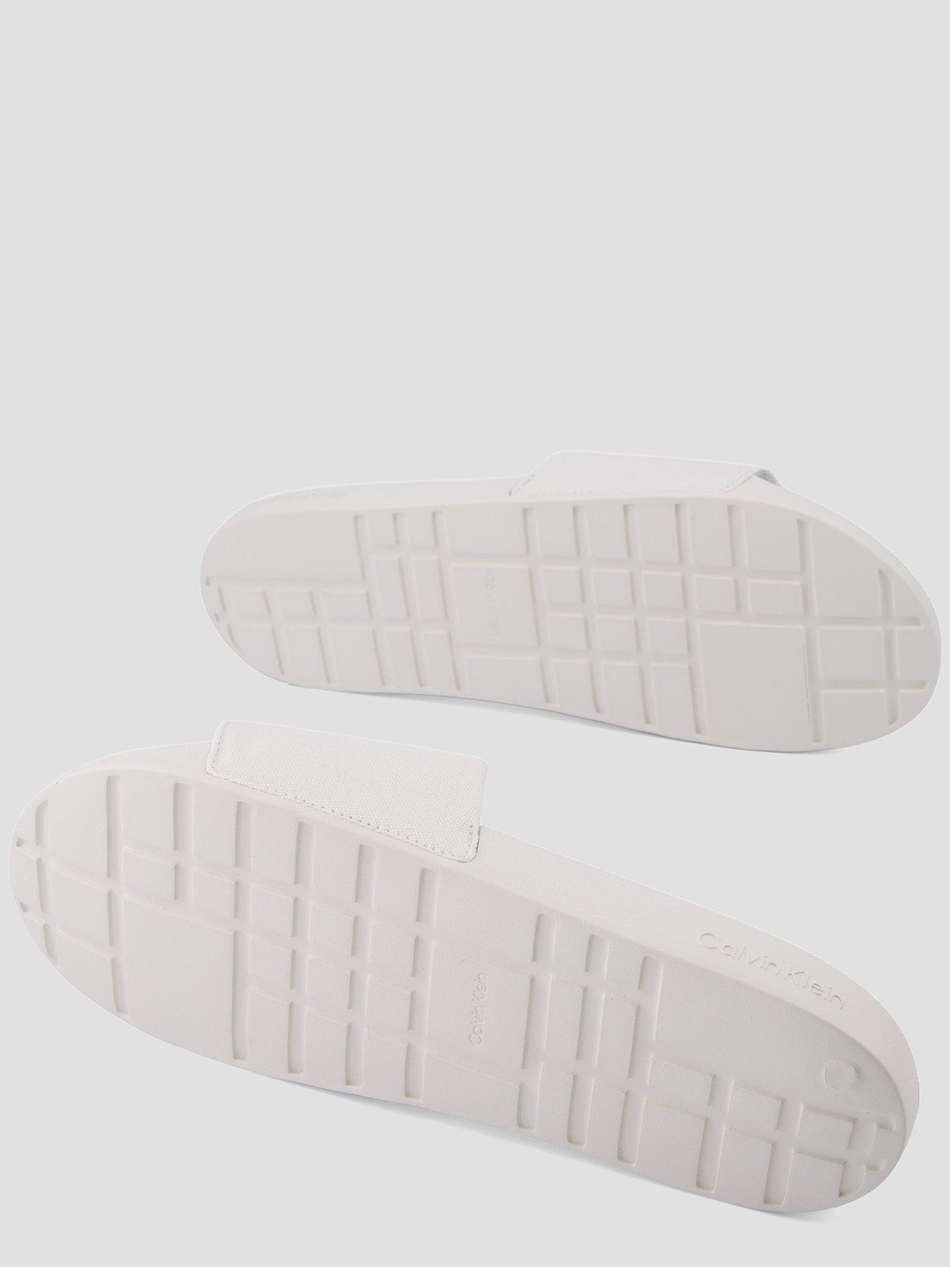  image of calvin-klein-essential-slider-white