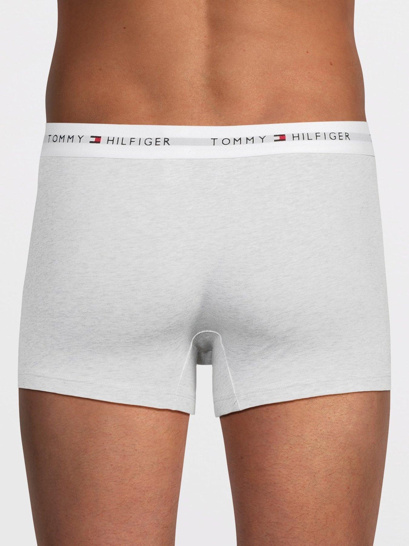  image of tommy-hilfiger-3-pack-signature-essential-trunks-assorted