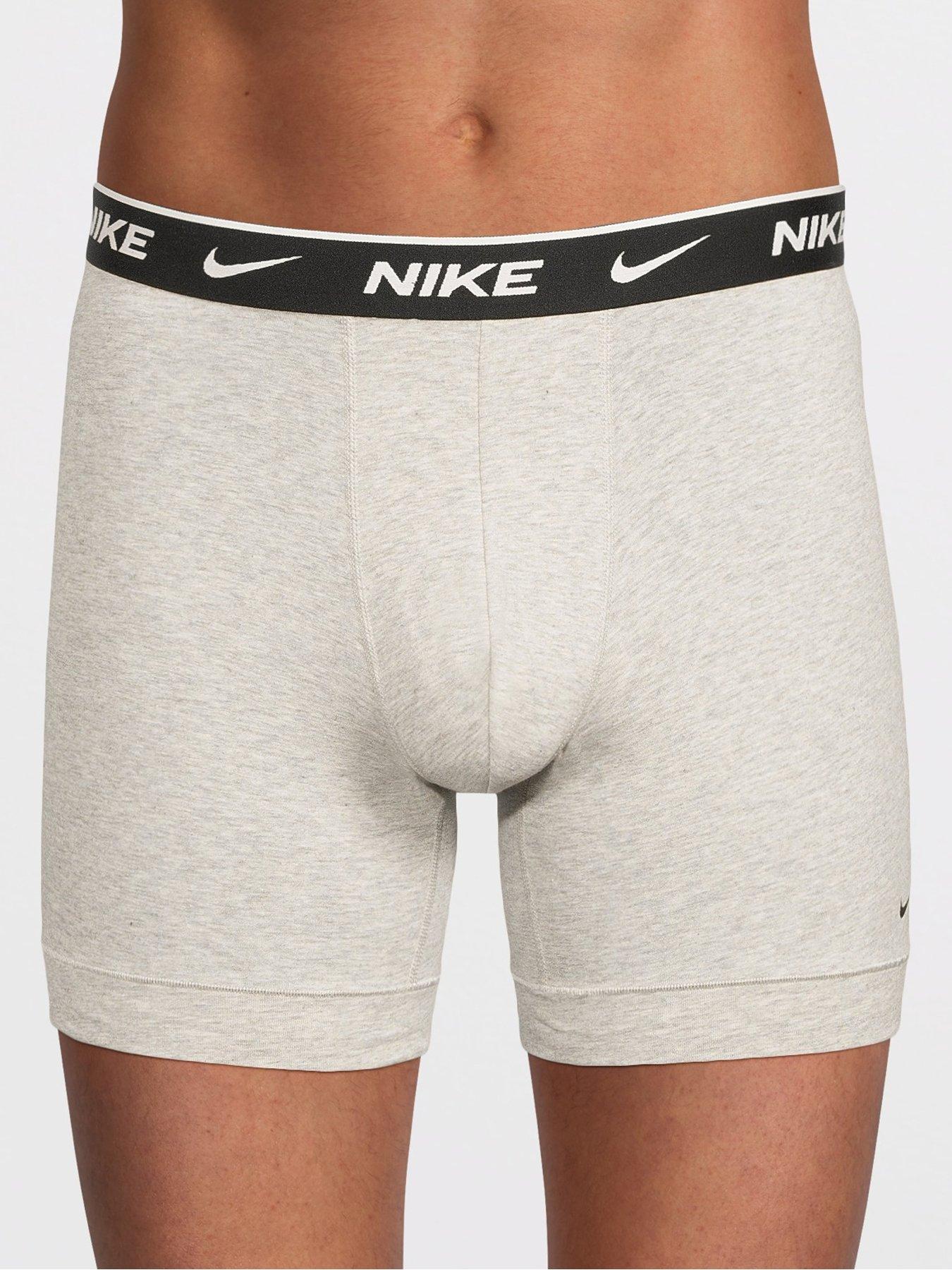 Image 2 of 4 of Nike Cotton Stretch 3 Pack Boxer Brief - Black/Multi