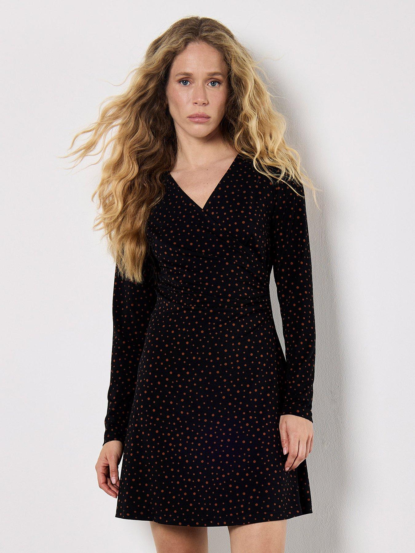 Image 1 of 4 of Apricot Assorted Dots Side Ruched Dress - Black